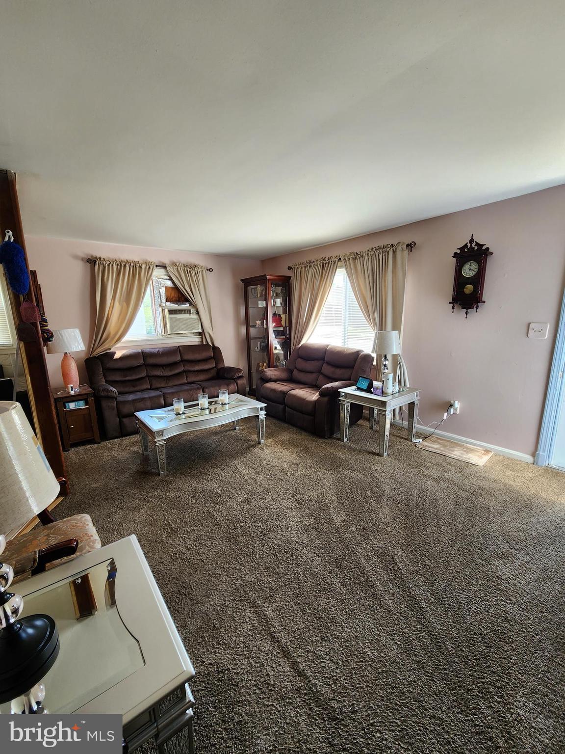 NORTH FORESTVILLE - Residential