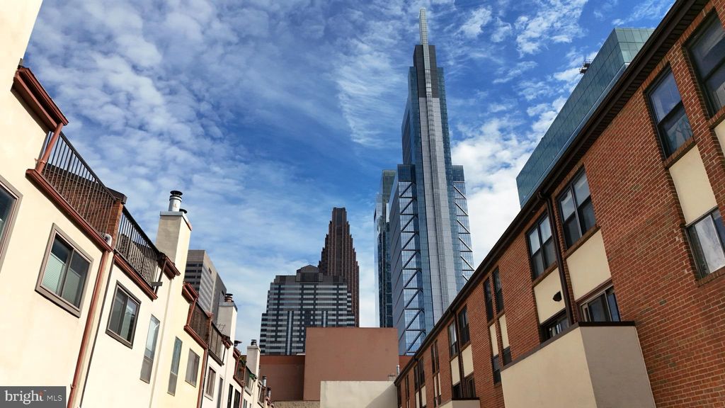 Photo of 2033 - 49 Arch Street #DR5L, PHILADELPHIA, PA 19103 (MLS # PAPH2551656)