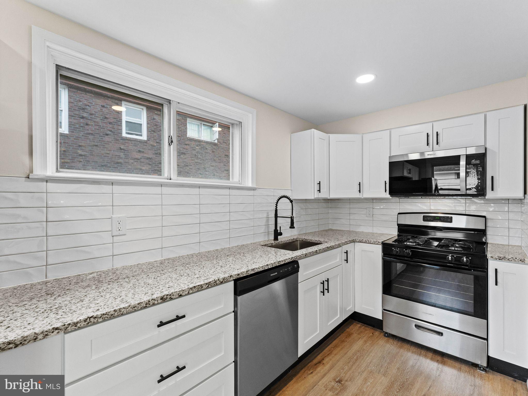 BRIARCLIFF - Residential