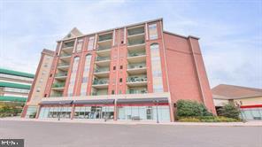 6141 MAIN ST PIAZZA 6141