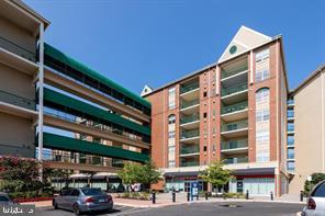 6141 MAIN ST PIAZZA 6141