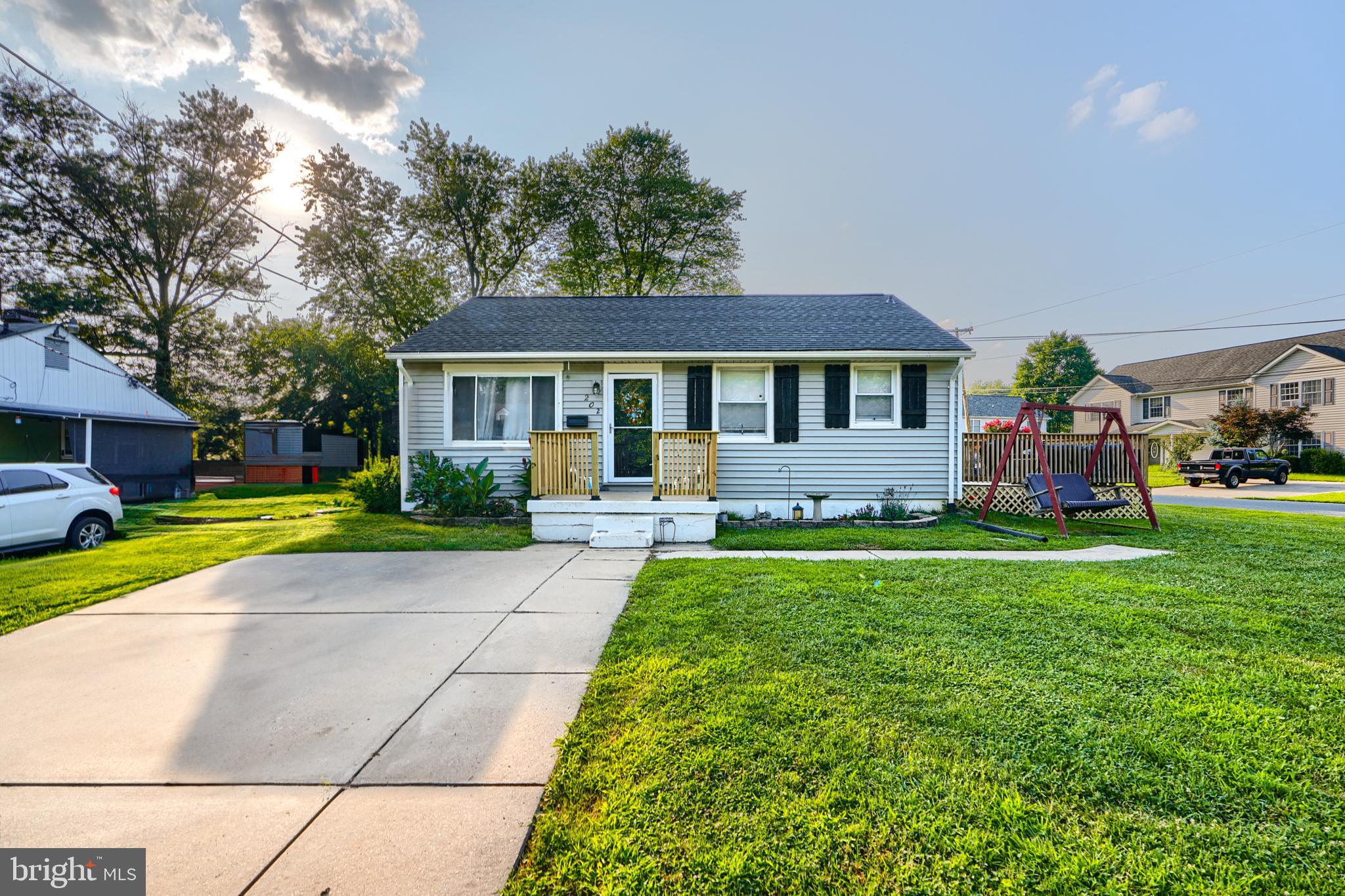 Welcome to this adorable 3-bedroom, 1-bath home in Aberdeen, MD!
Sitting on a nice corner lot, this home features a fully fenced yard—ideal for entertaining! Inside, you’ll find 3 bedrooms, 1 full bath and a finished basement that’s great for extra living space, whether it’s a game room, home office, or whatever you need. The kitchen comes with all appliances just 3 years old- just move in and enjoy! In the back yard there’s a detached garage that’s ideal for a workshop, storage, or any car enthusiast.
Don’t miss this versatile home with so much to offer!