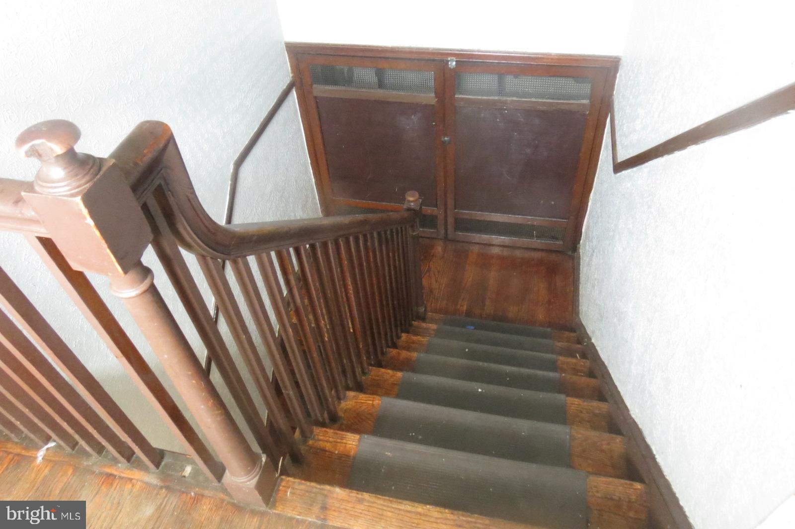 1324 ADAMS STREET NE