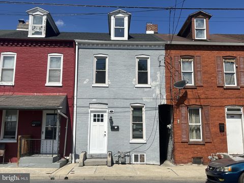 247 N 2ND STREET COLUMBIA PA 17512