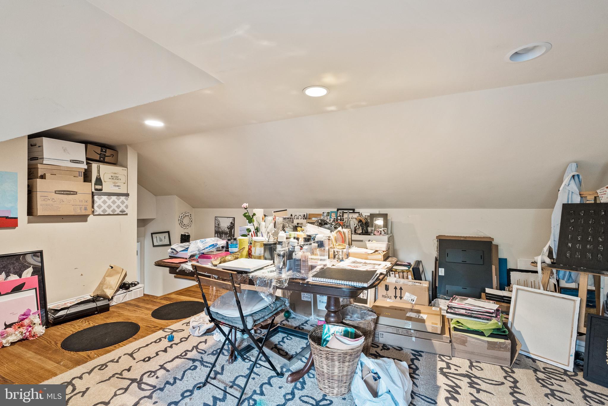 HANSBOROUGH - Residential Lease