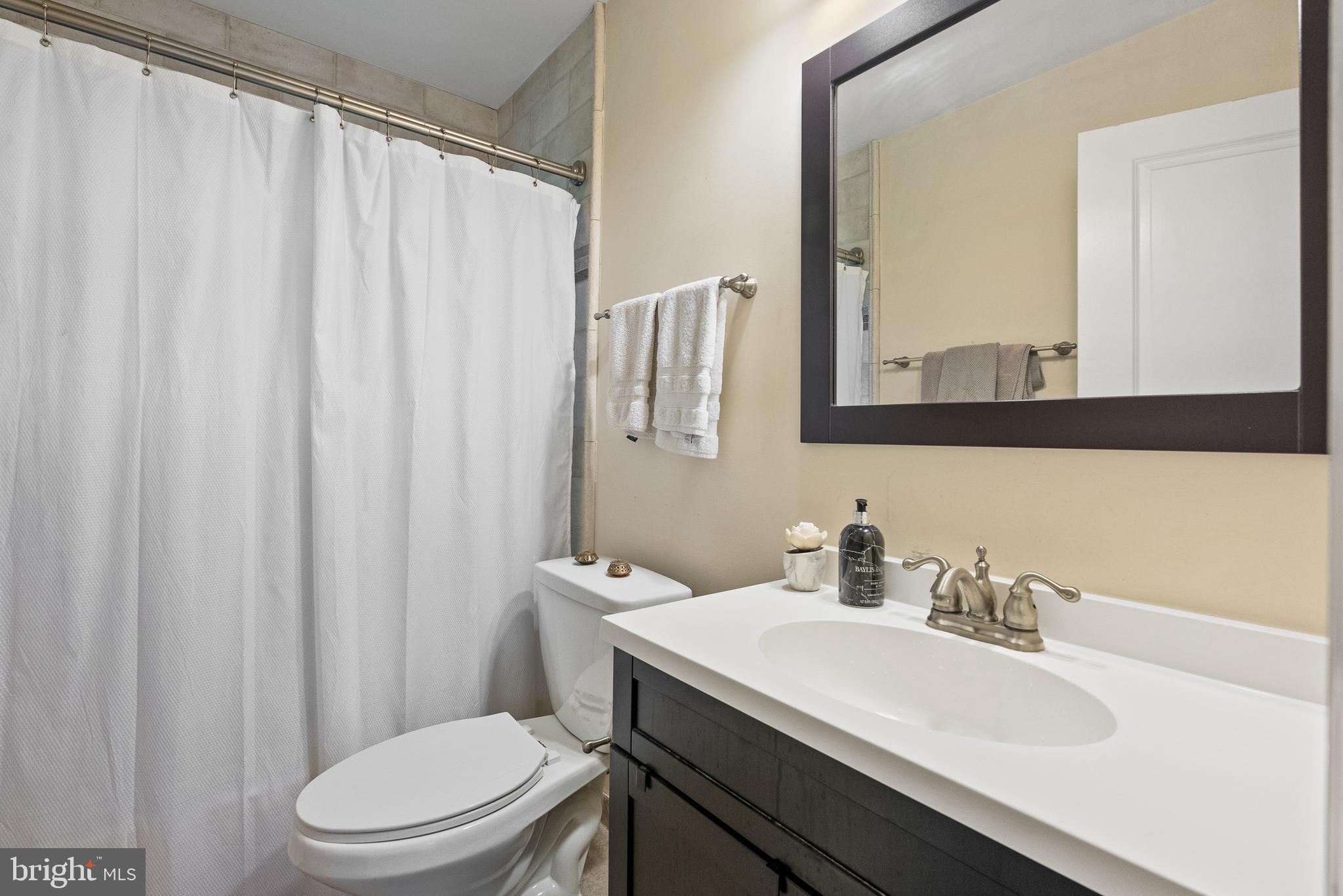 HANSBOROUGH - Residential Lease