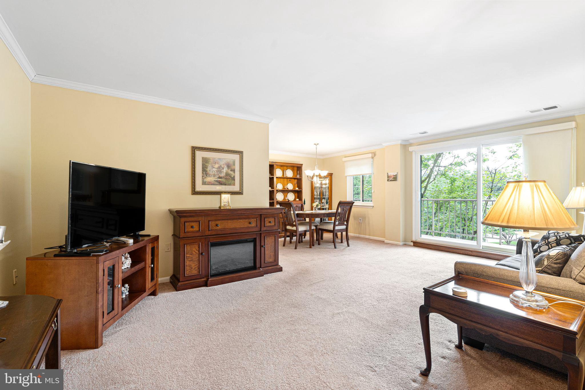 501 N PROVIDENCE ROAD 319