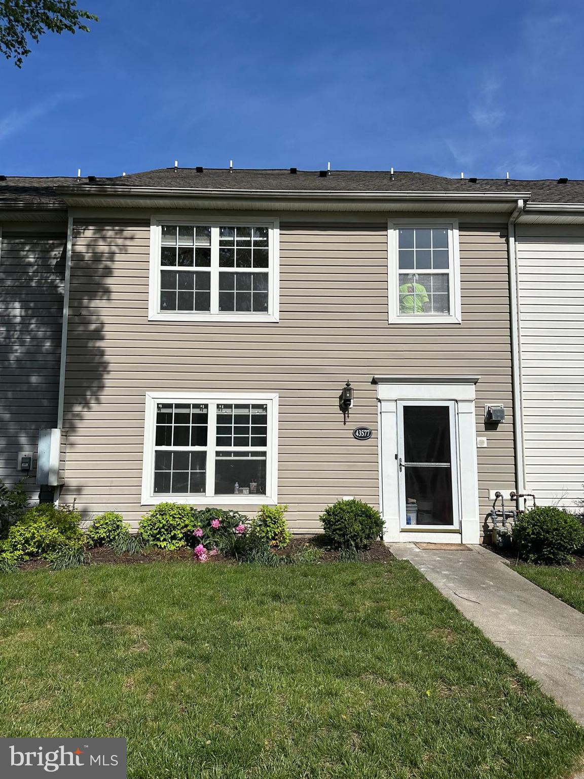 PARKSIDE AT ASHBURN - Residential