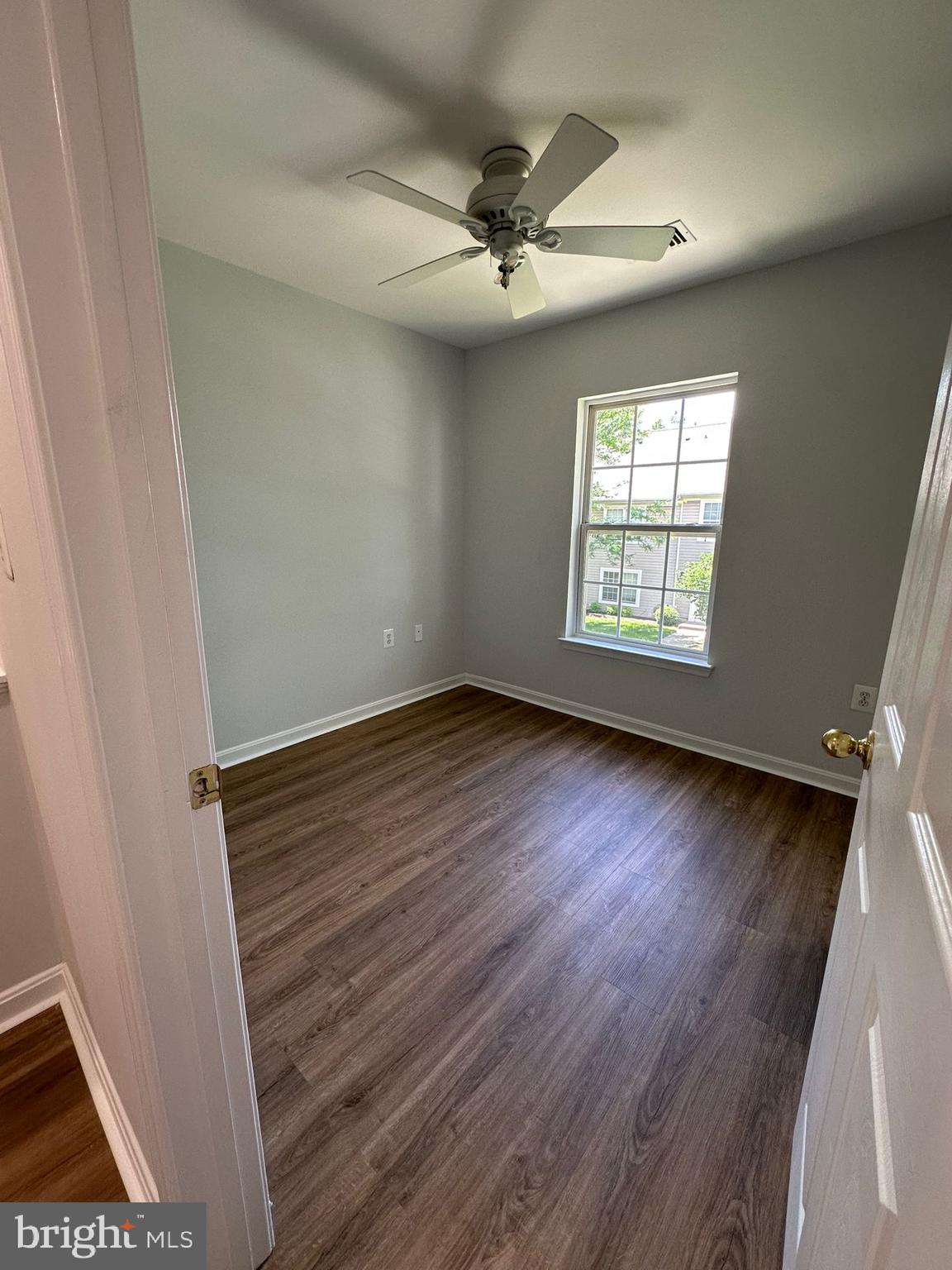 PARKSIDE AT ASHBURN - Residential