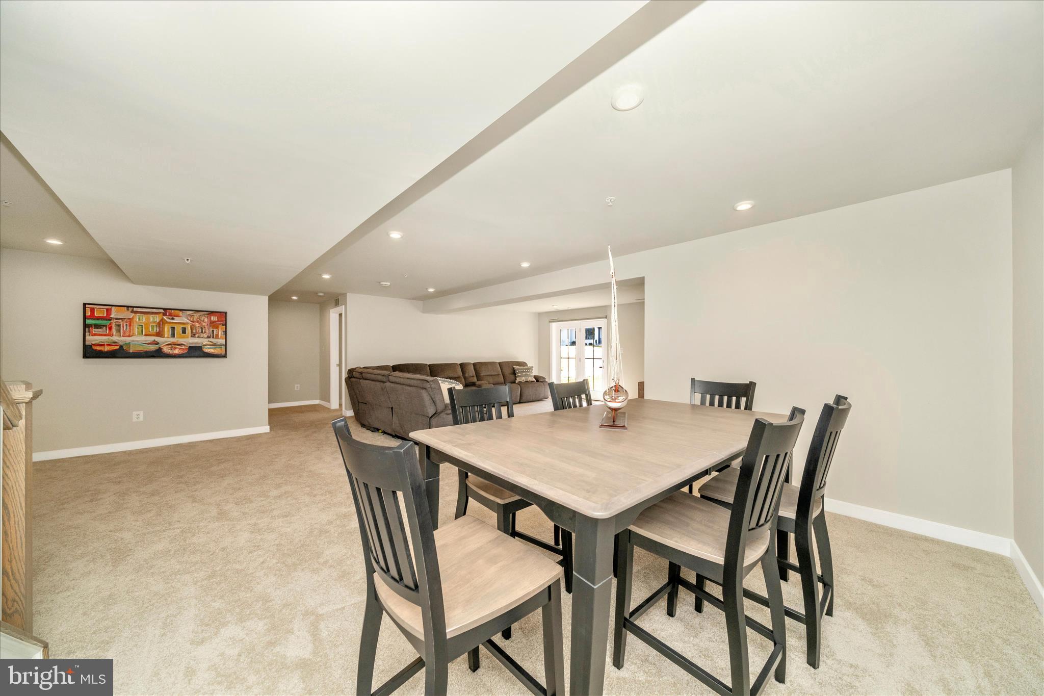 LAKE LINGANORE - Residential