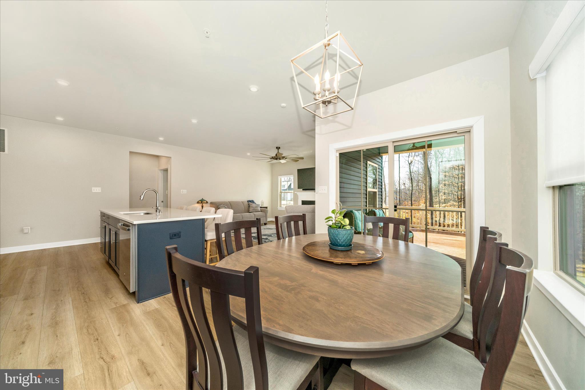 LAKE LINGANORE - Residential