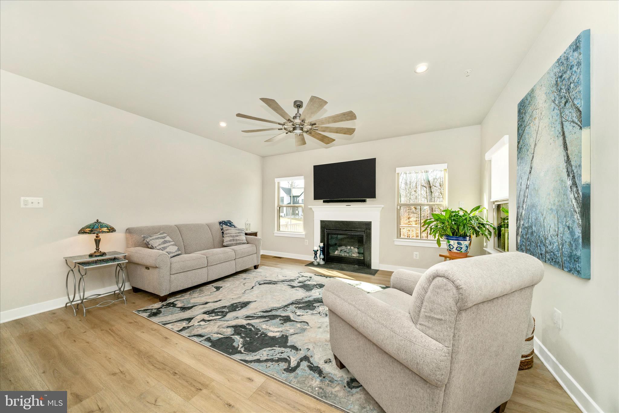 LAKE LINGANORE - Residential