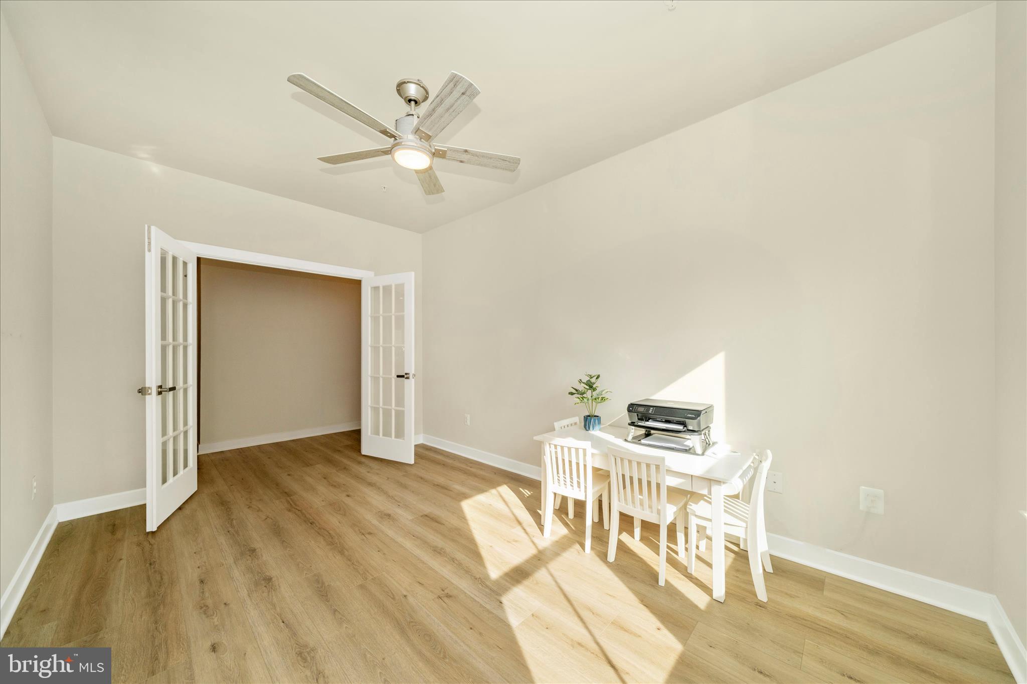 LAKE LINGANORE - Residential