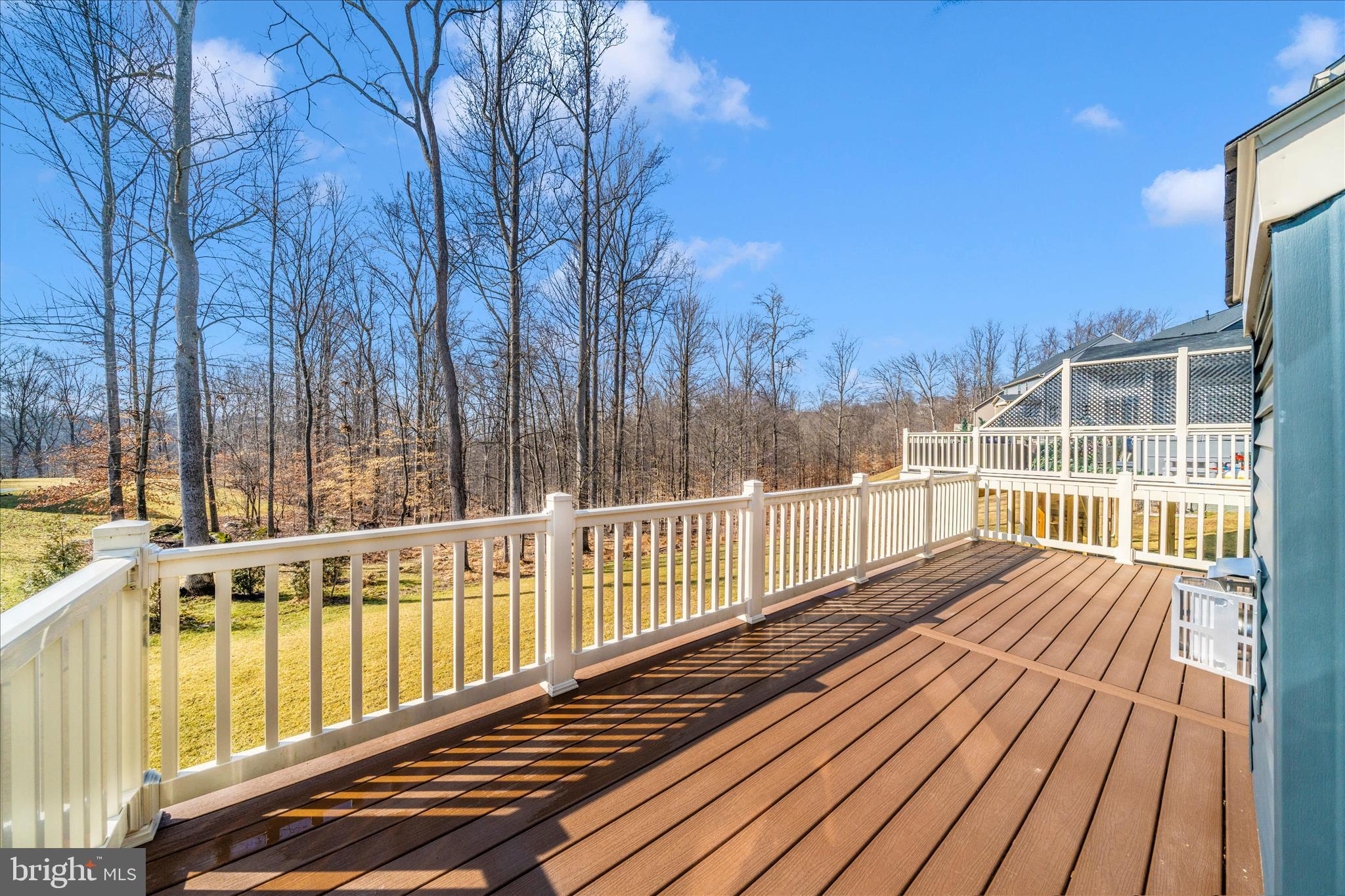 LAKE LINGANORE - Residential