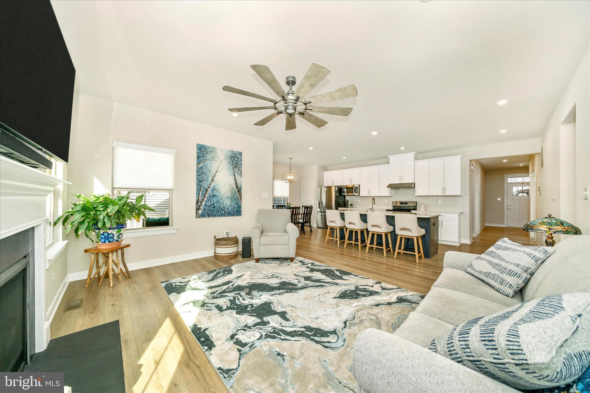 LAKE LINGANORE - Residential