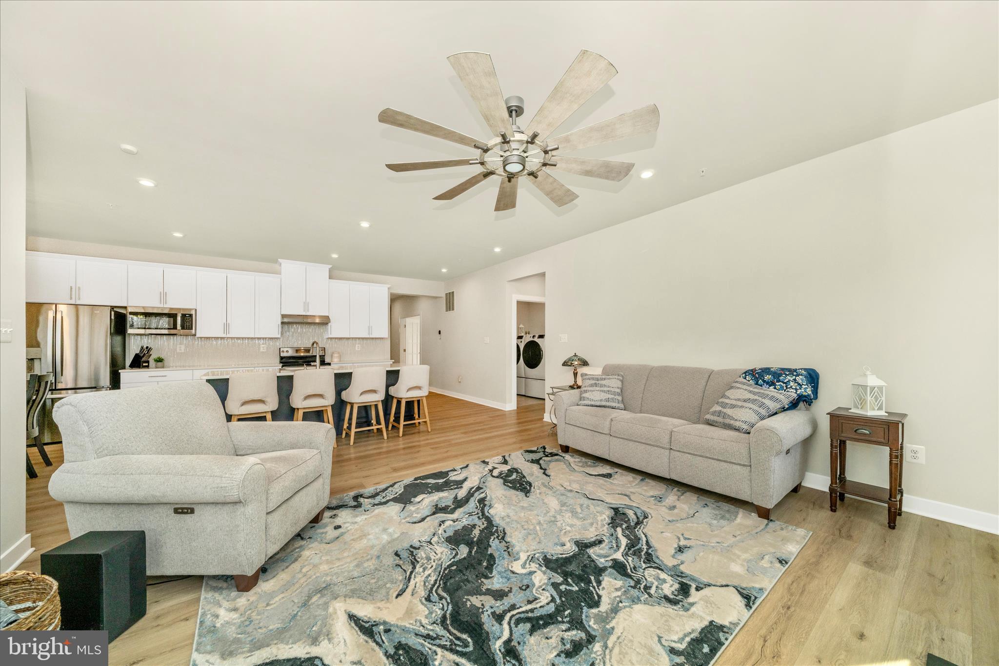 LAKE LINGANORE - Residential