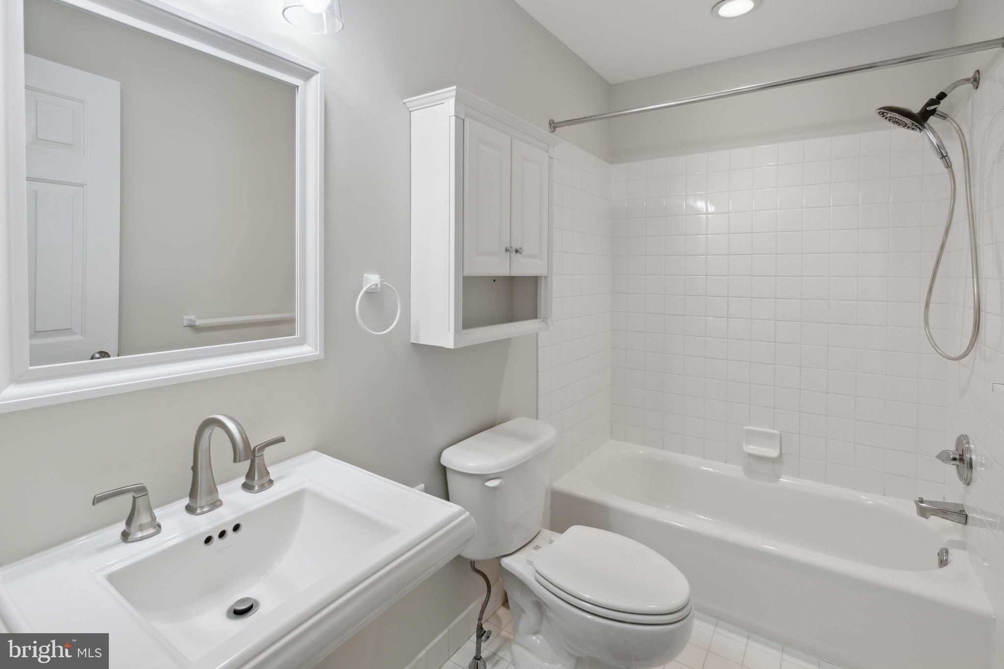 ENCLAV PLEASANT WOOD - Residential