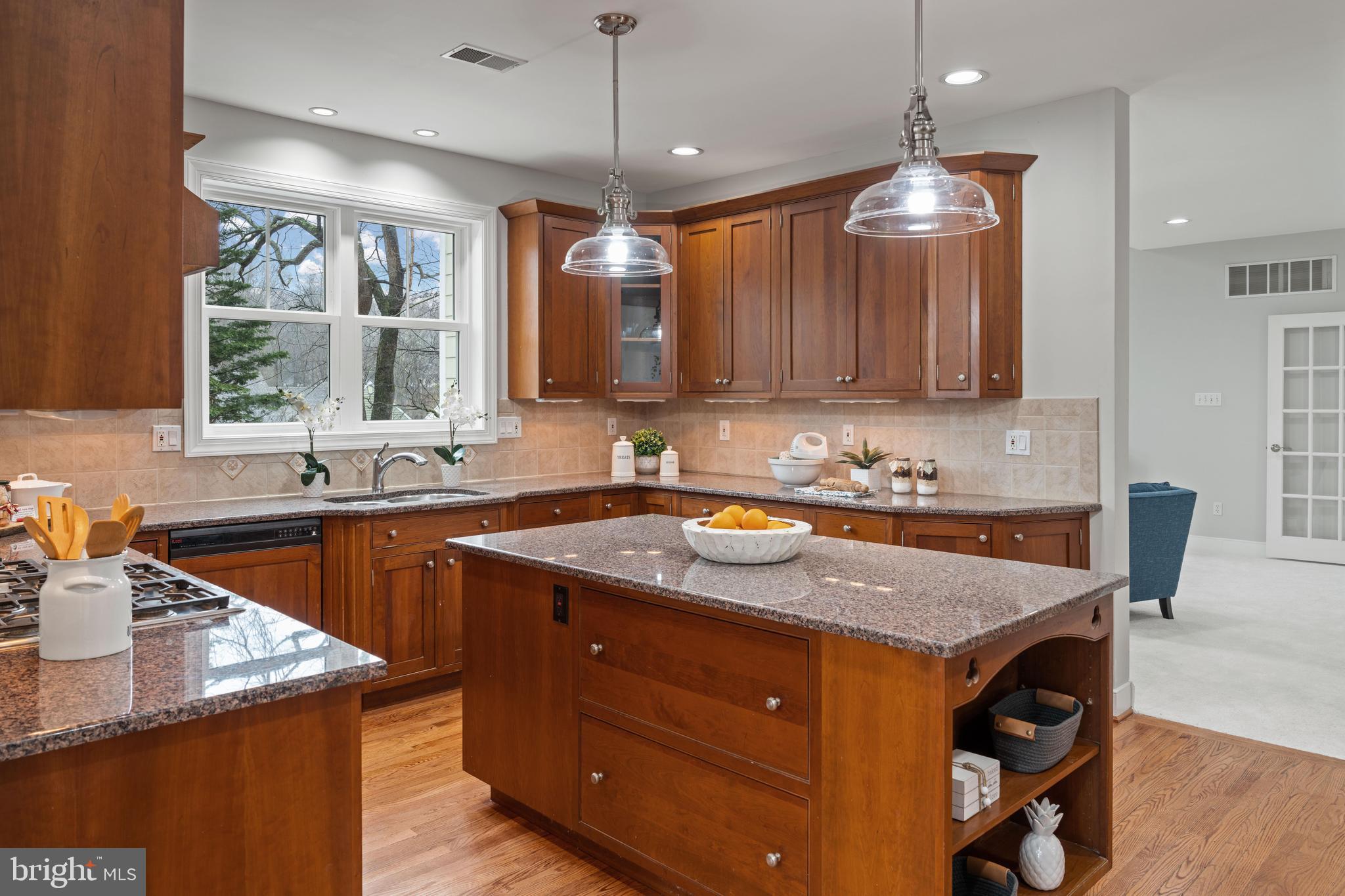 ENCLAV PLEASANT WOOD - Residential