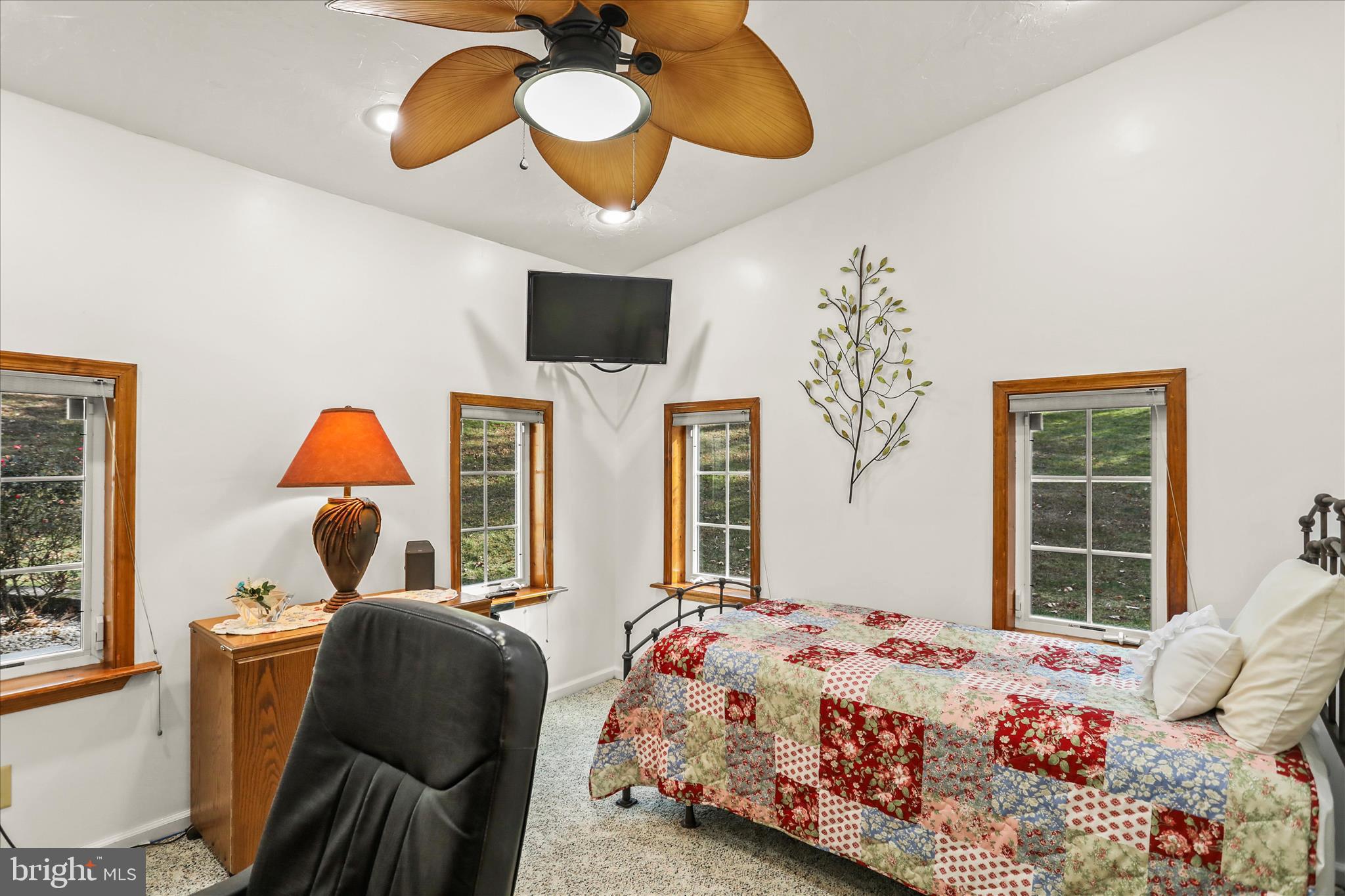 GLENVILLE - Residential