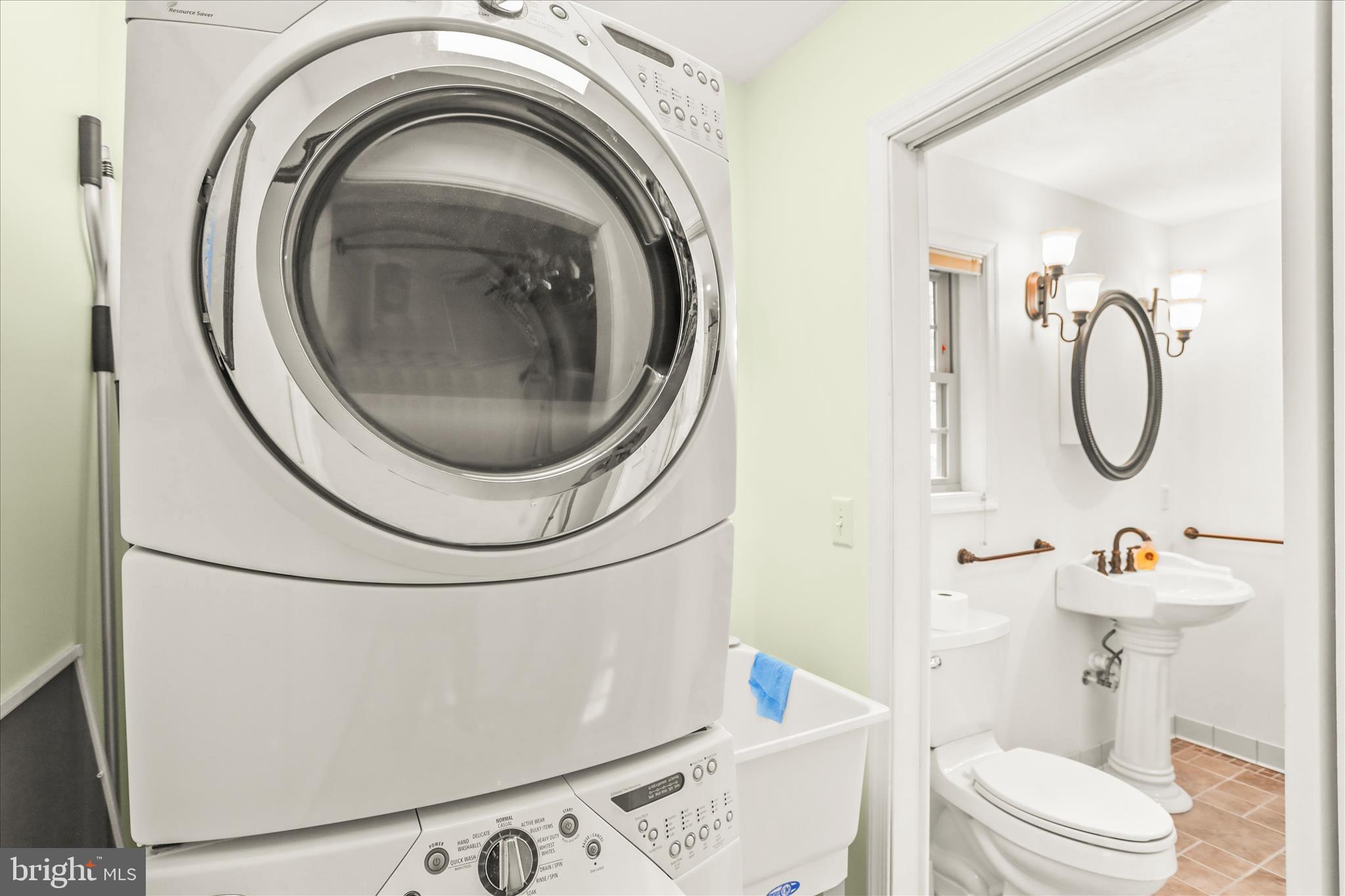 GLENVILLE - Residential