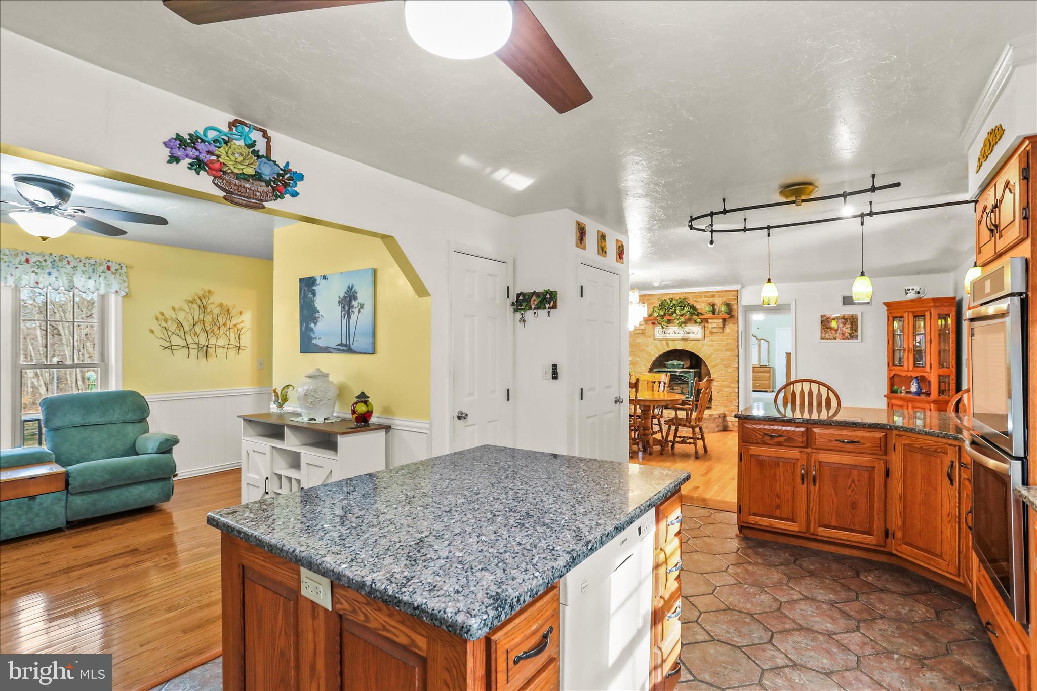 GLENVILLE - Residential