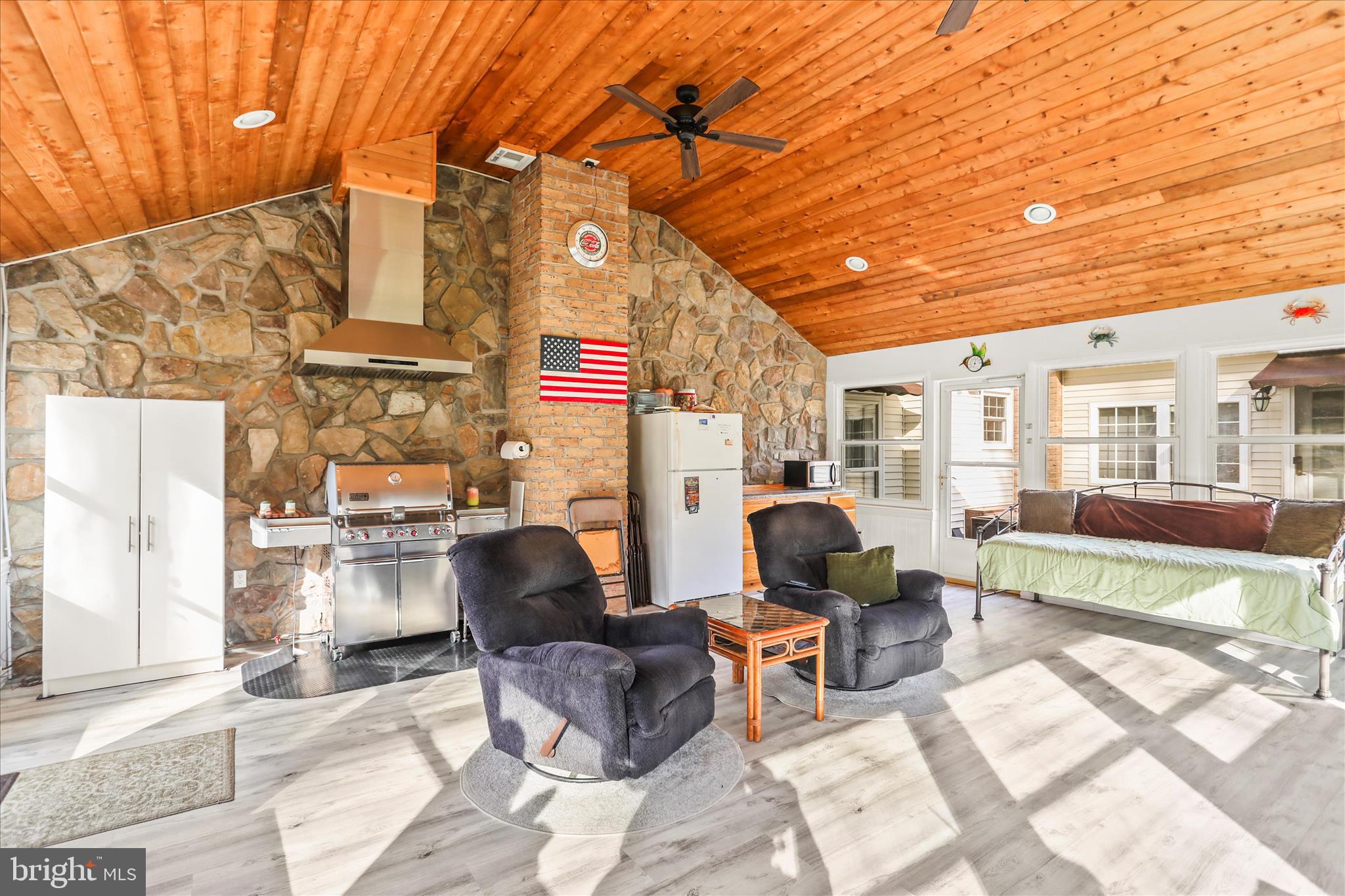 GLENVILLE - Residential