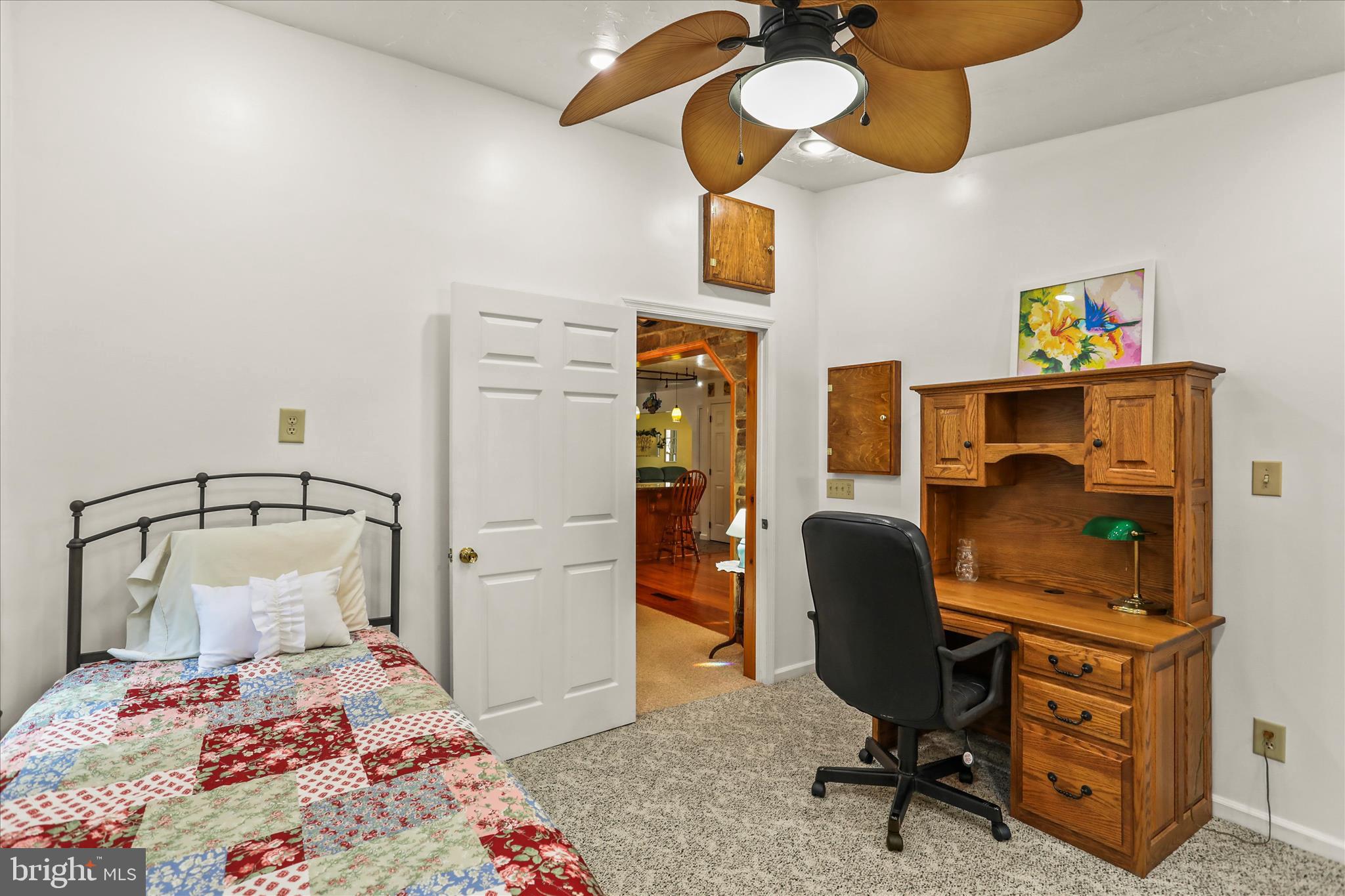 GLENVILLE - Residential