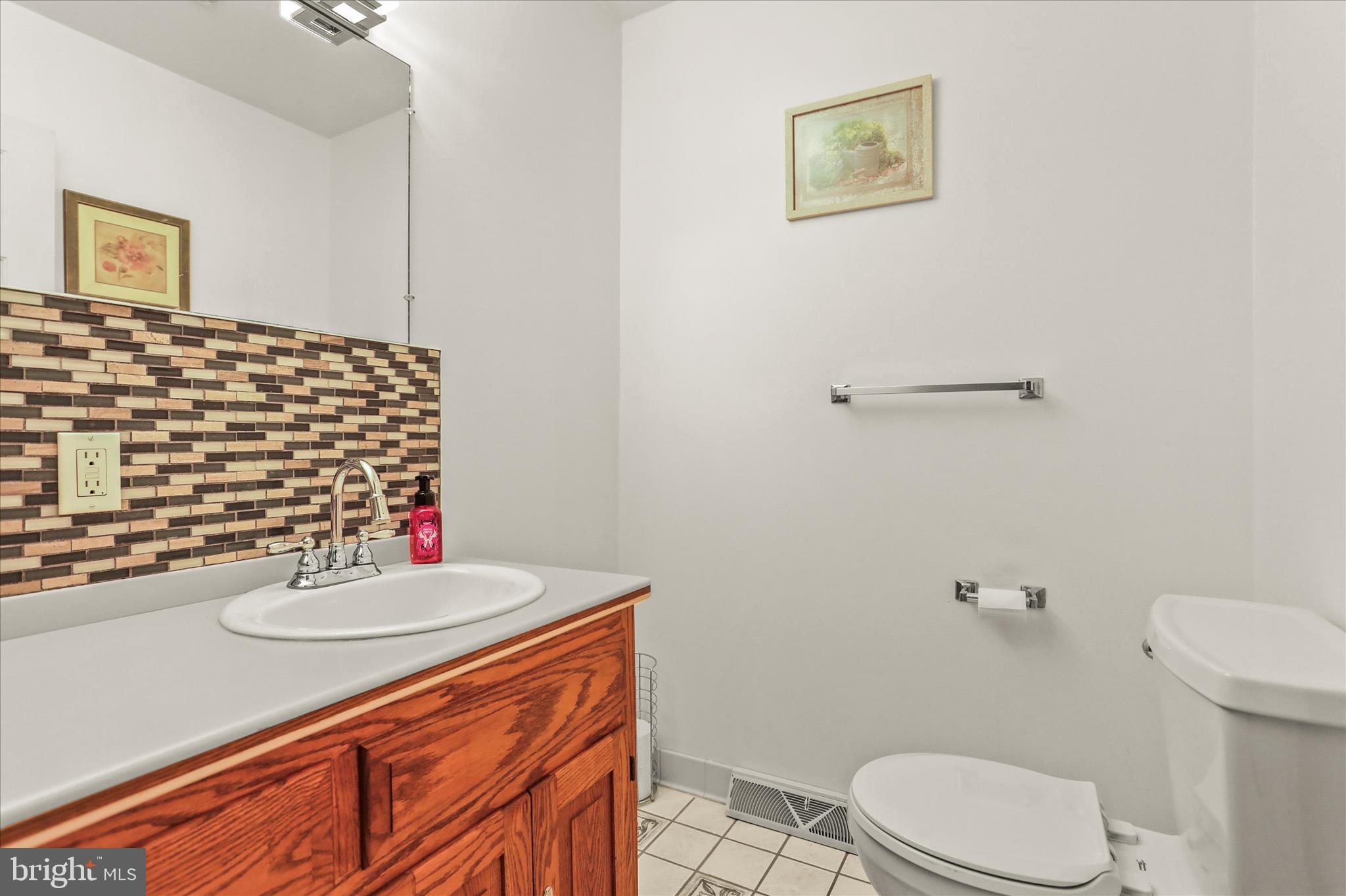 GLENVILLE - Residential