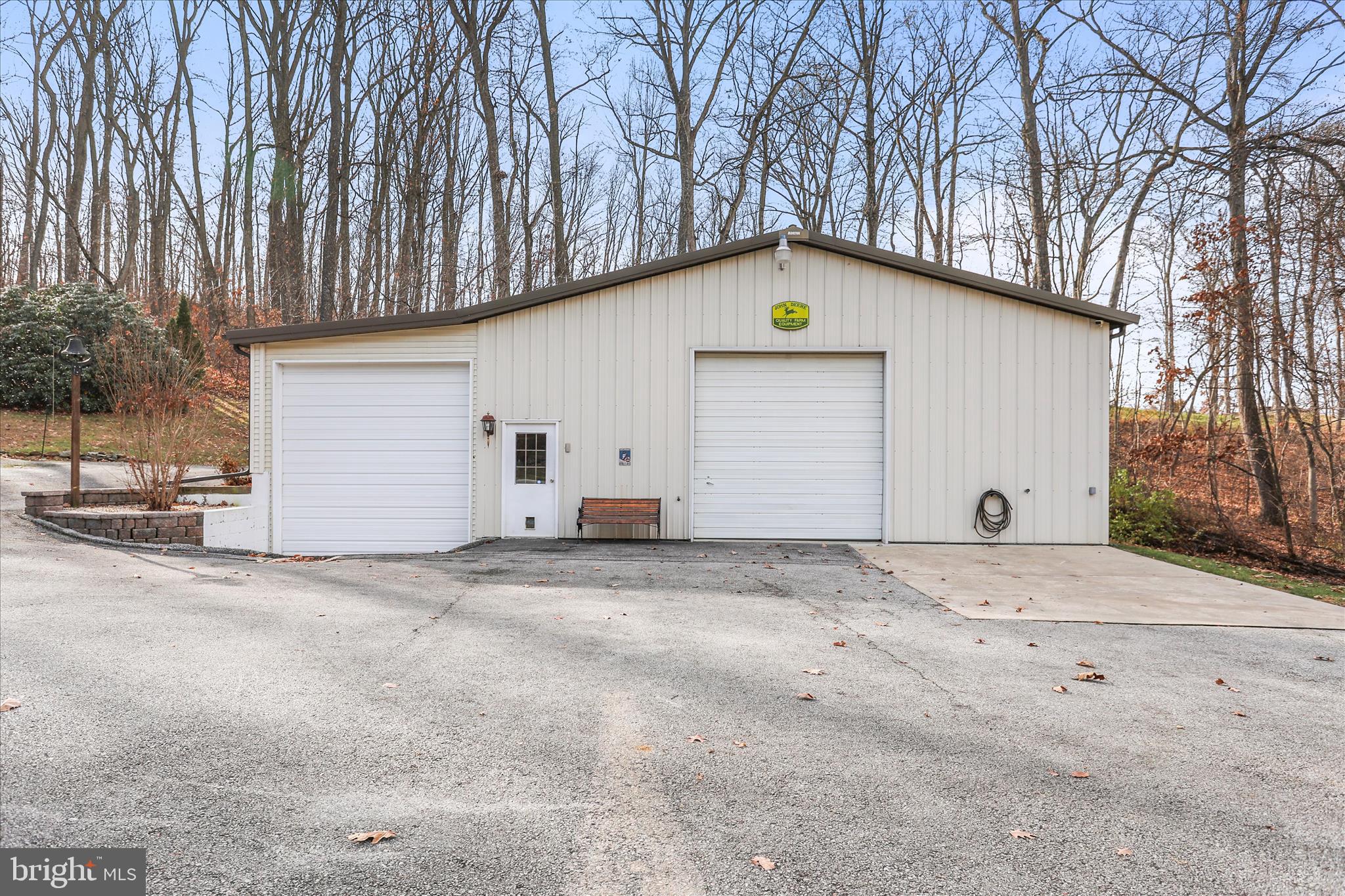 GLENVILLE - Residential