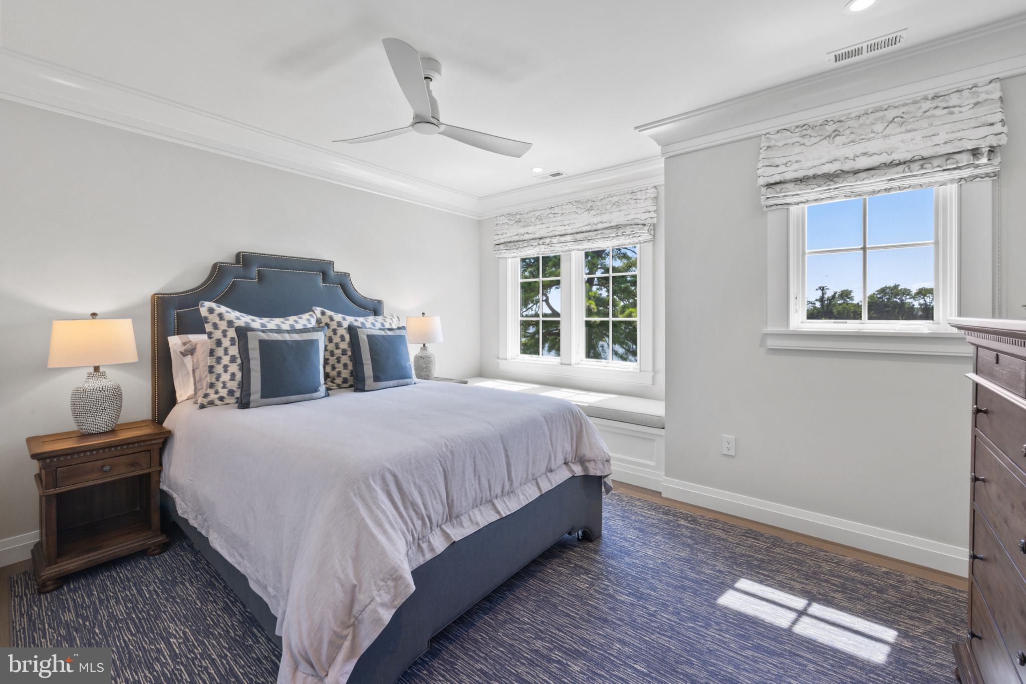 COVE CREEK CLUB - Residential