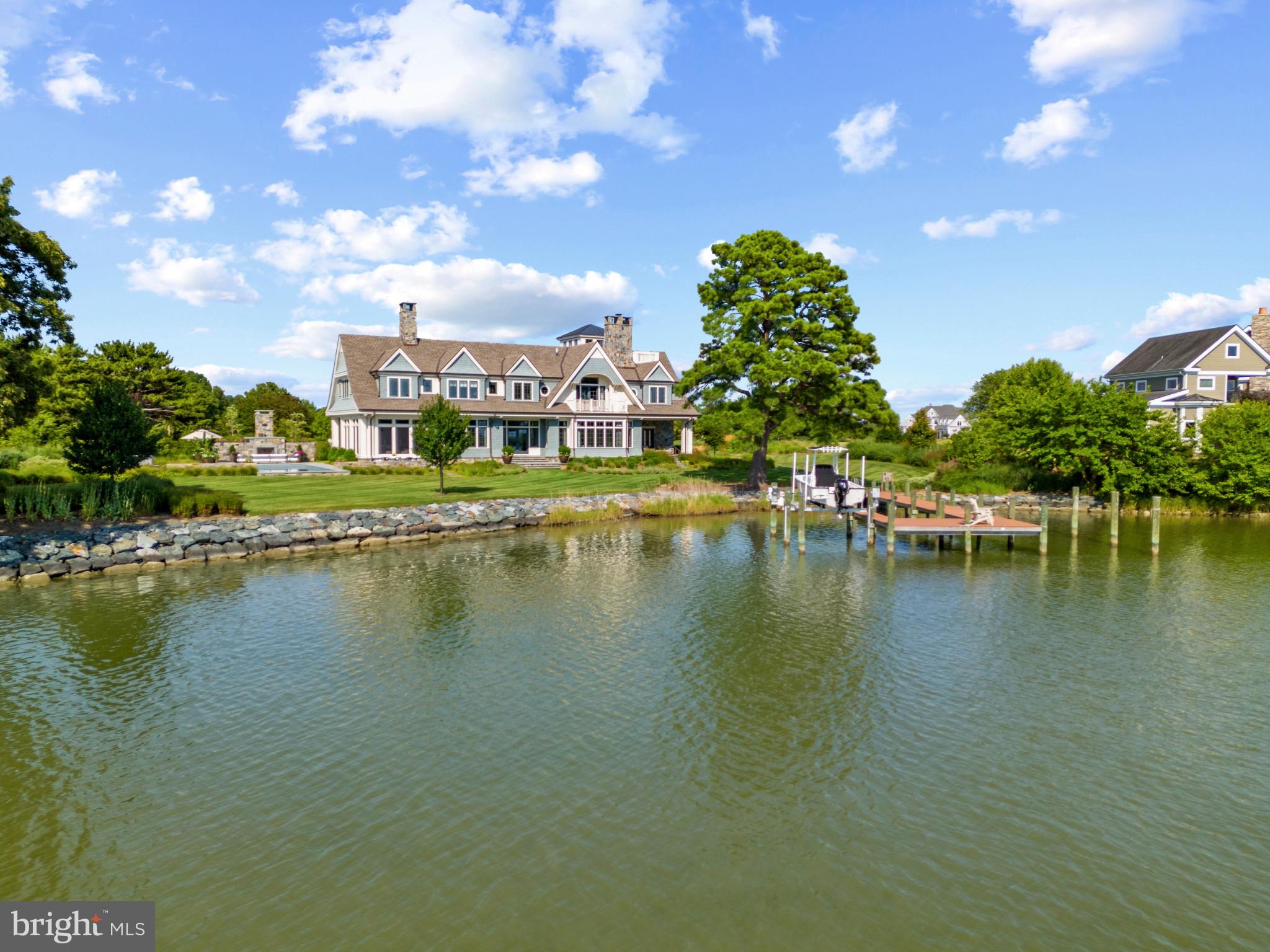 COVE CREEK CLUB - Residential