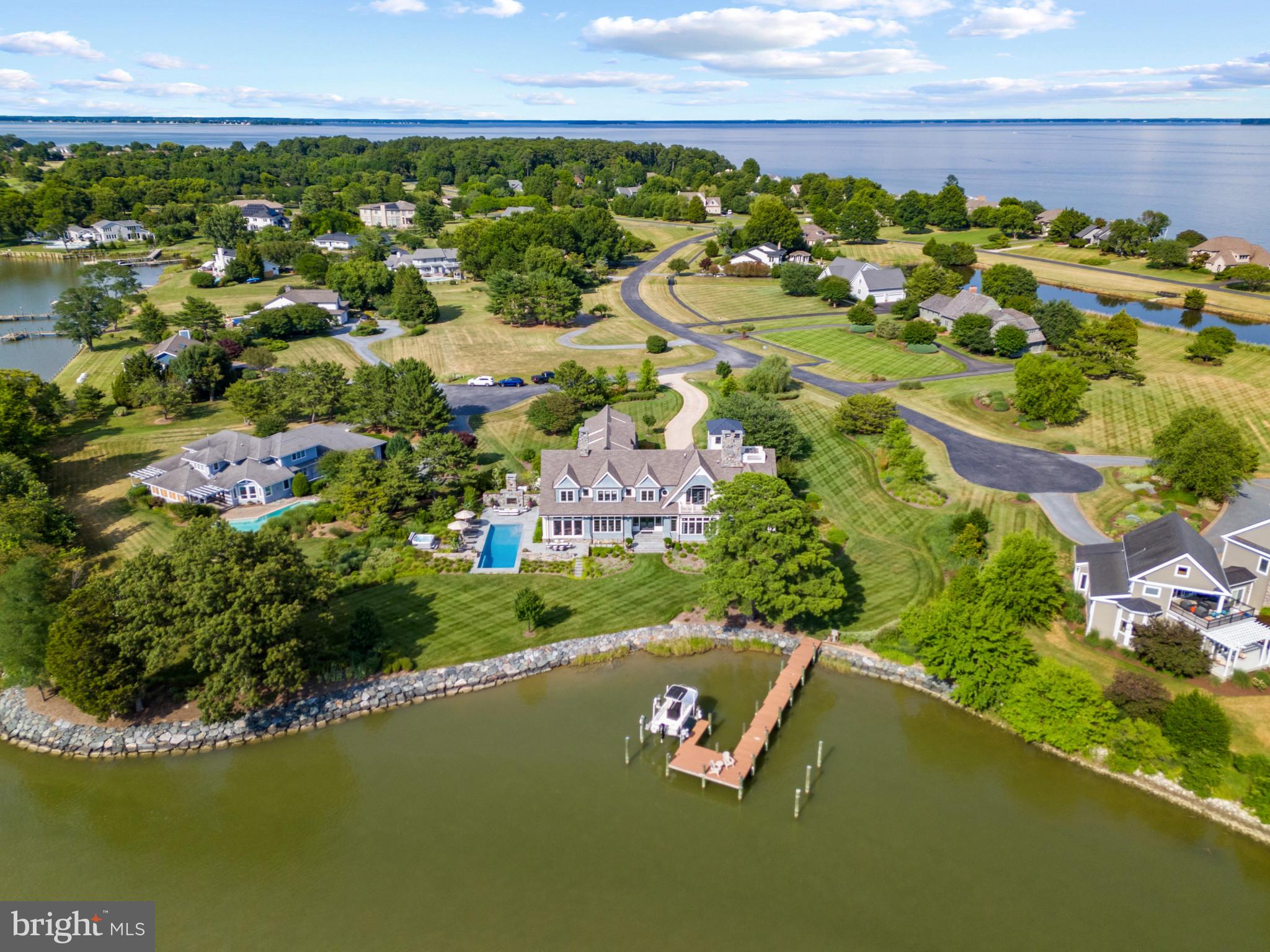 COVE CREEK CLUB - Residential