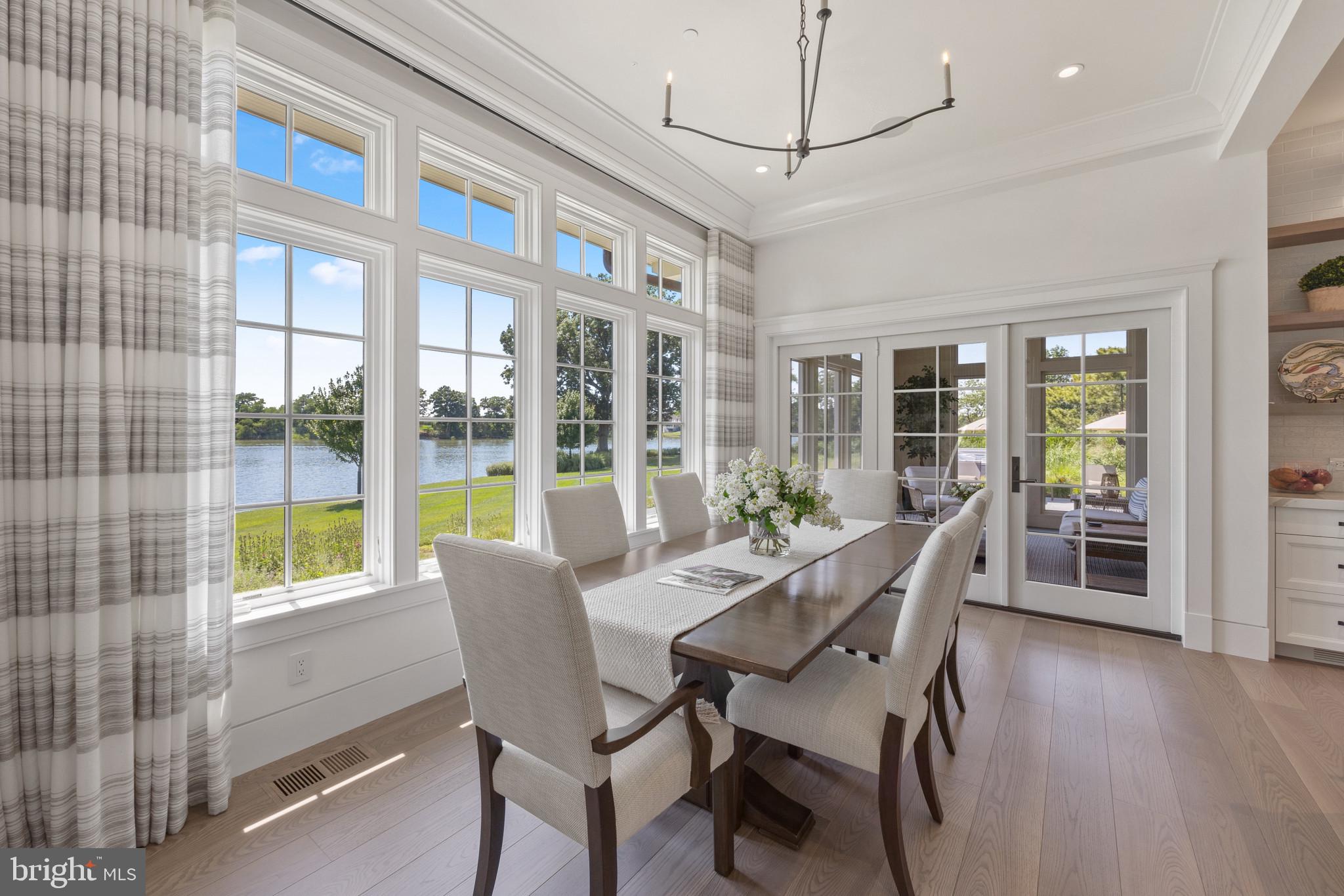 COVE CREEK CLUB - Residential