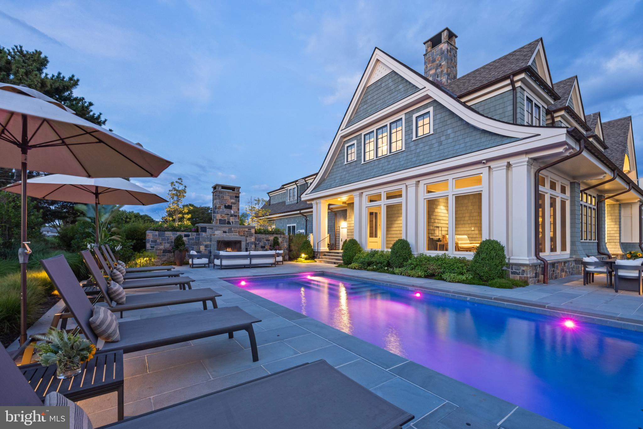 COVE CREEK CLUB - Residential