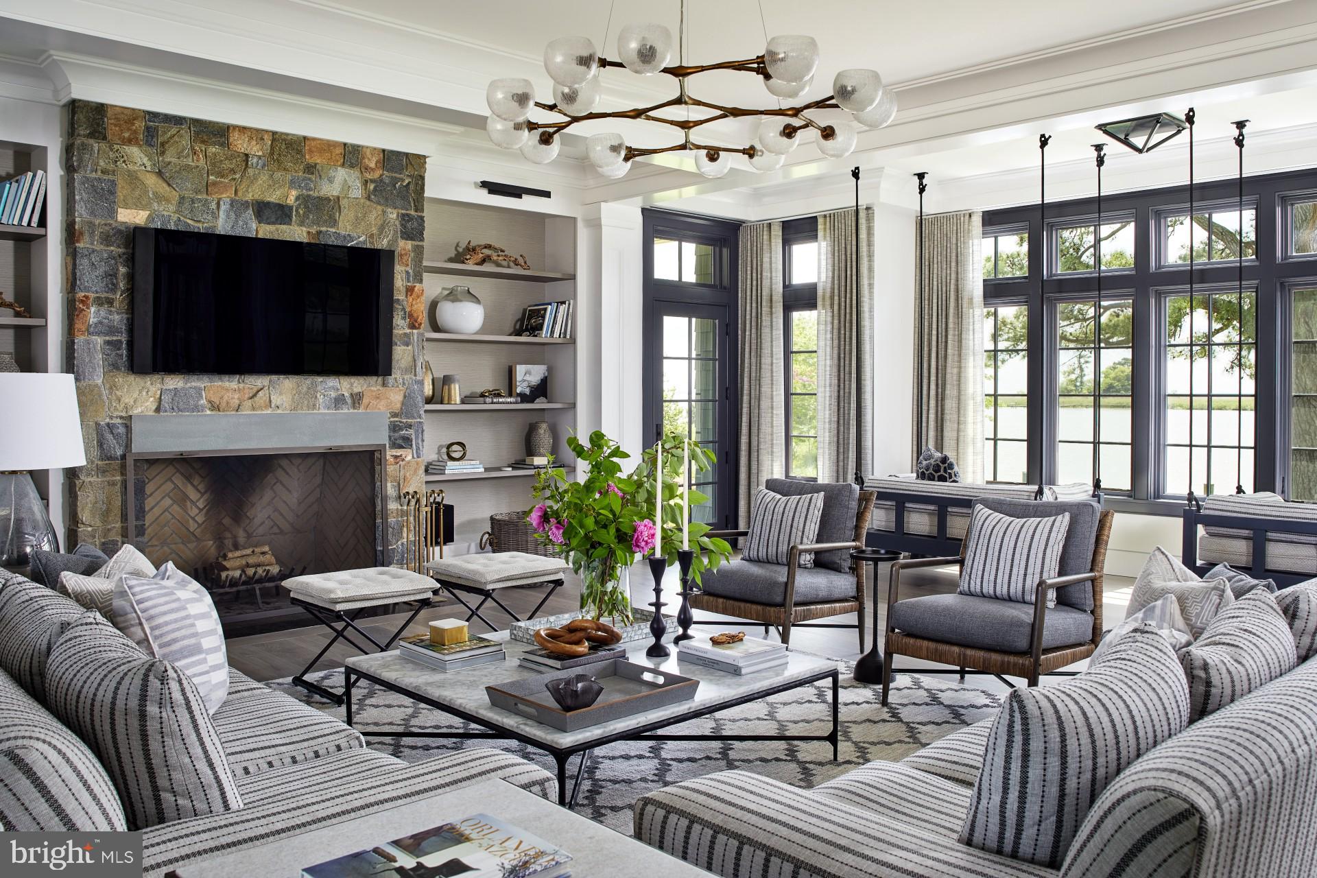 COVE CREEK CLUB - Residential