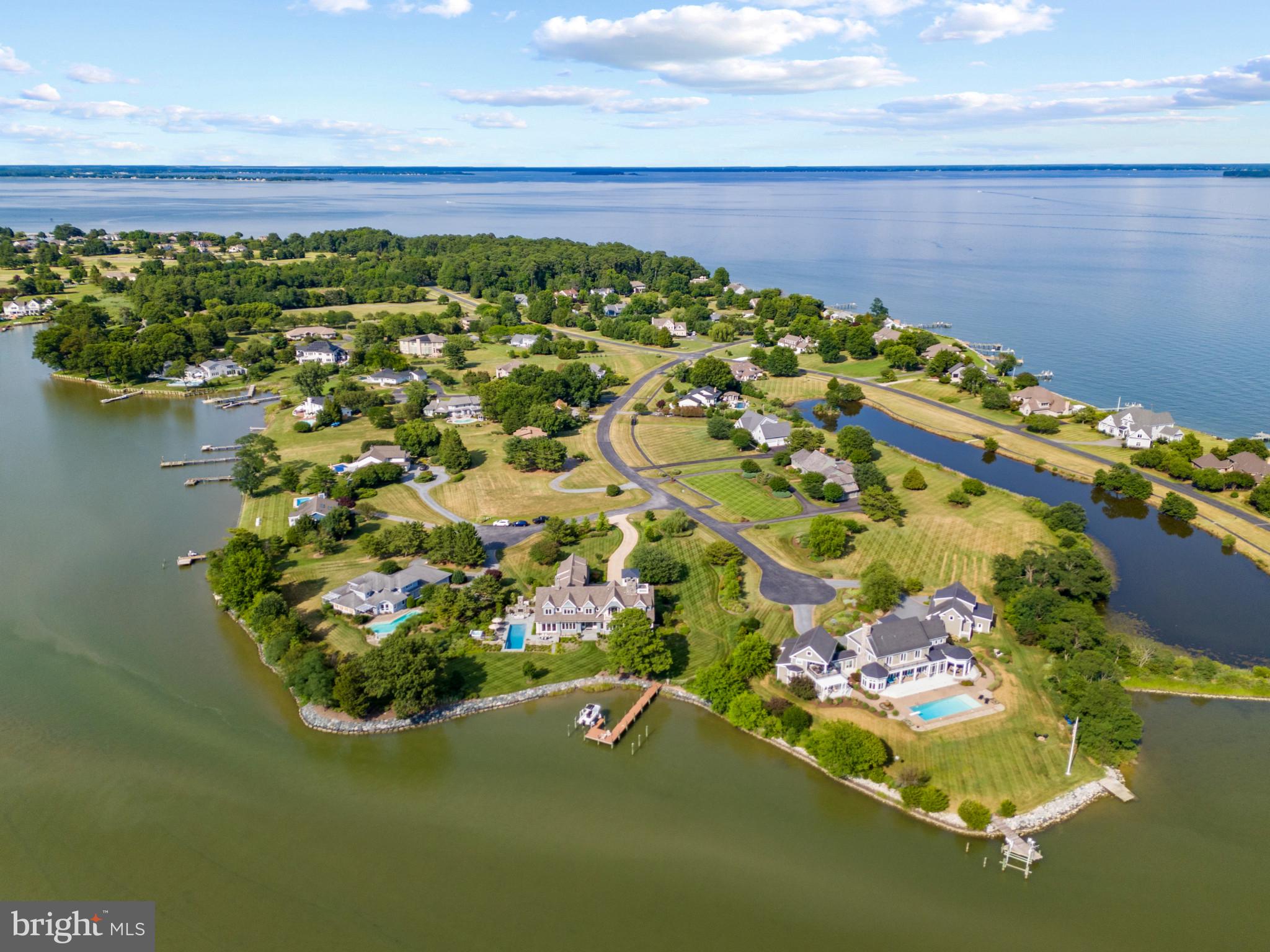 COVE CREEK CLUB - Residential