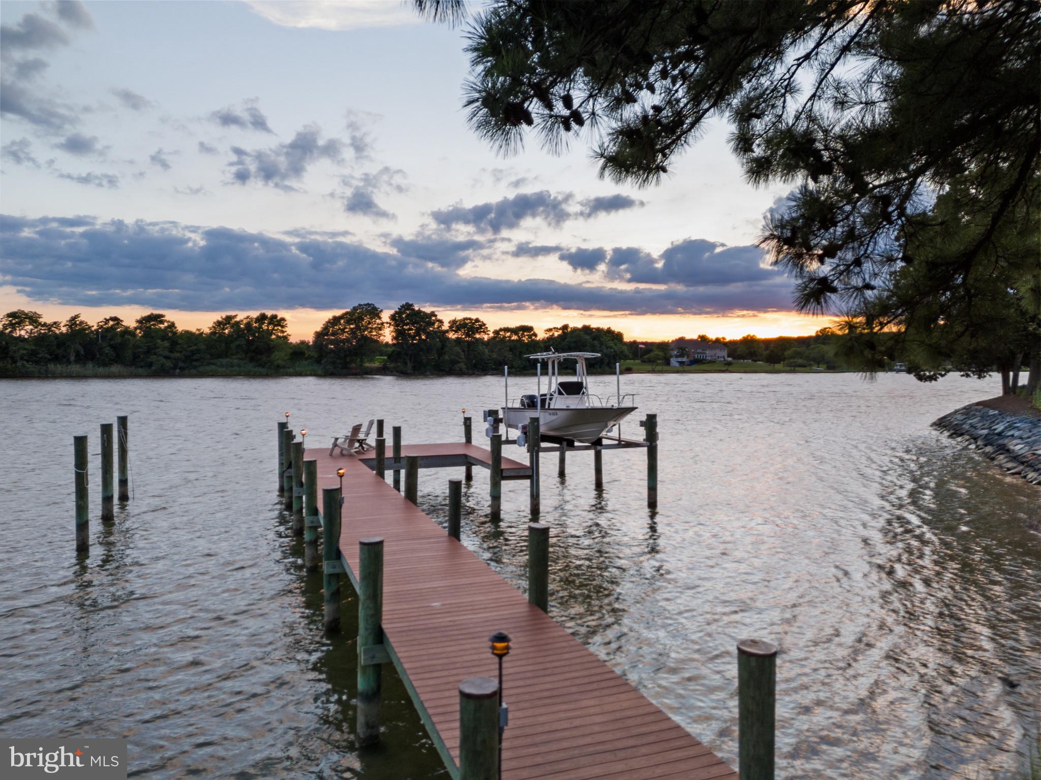 COVE CREEK CLUB - Residential