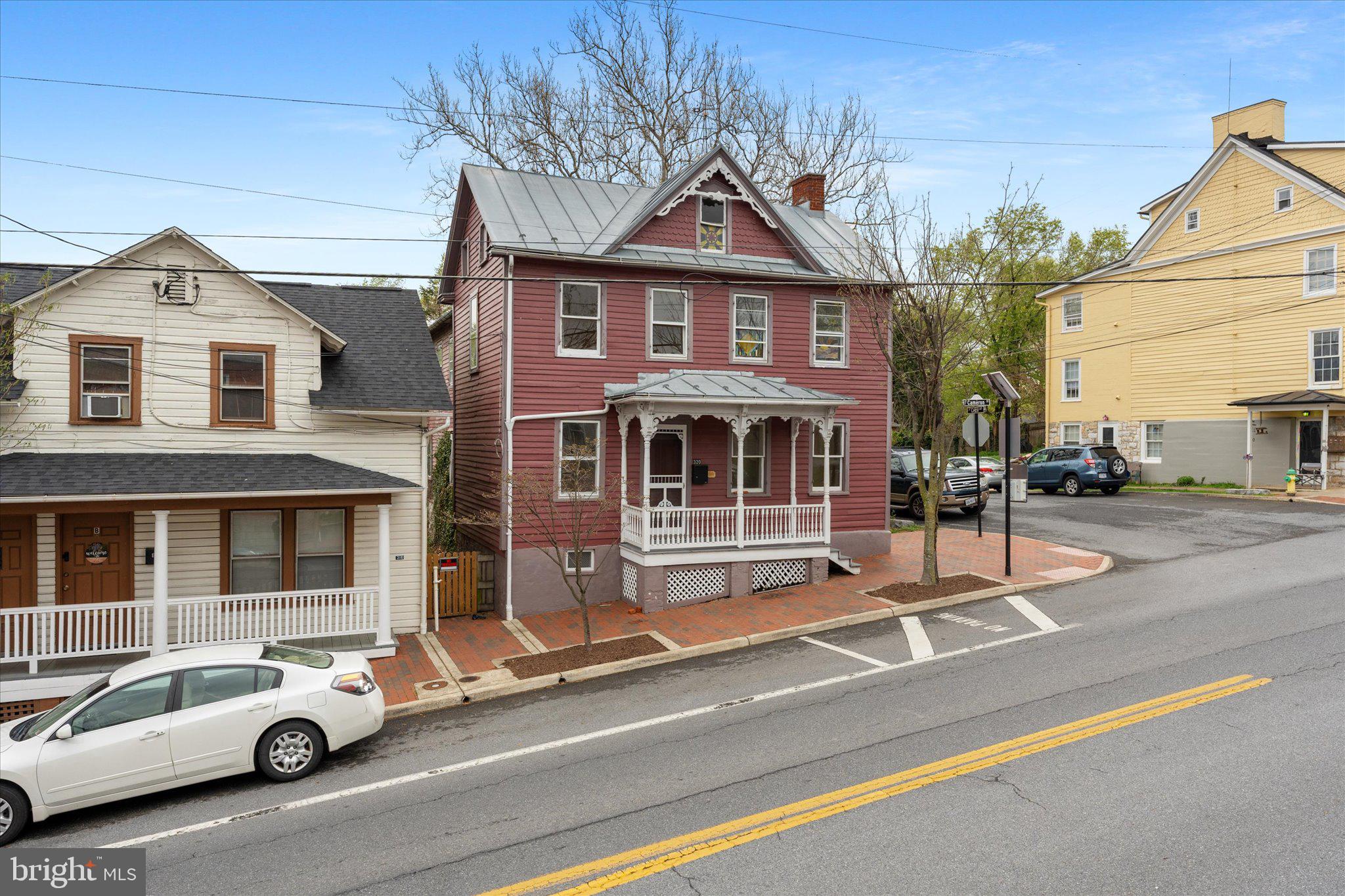 DOWNTOWN WINCHESTER - Residential