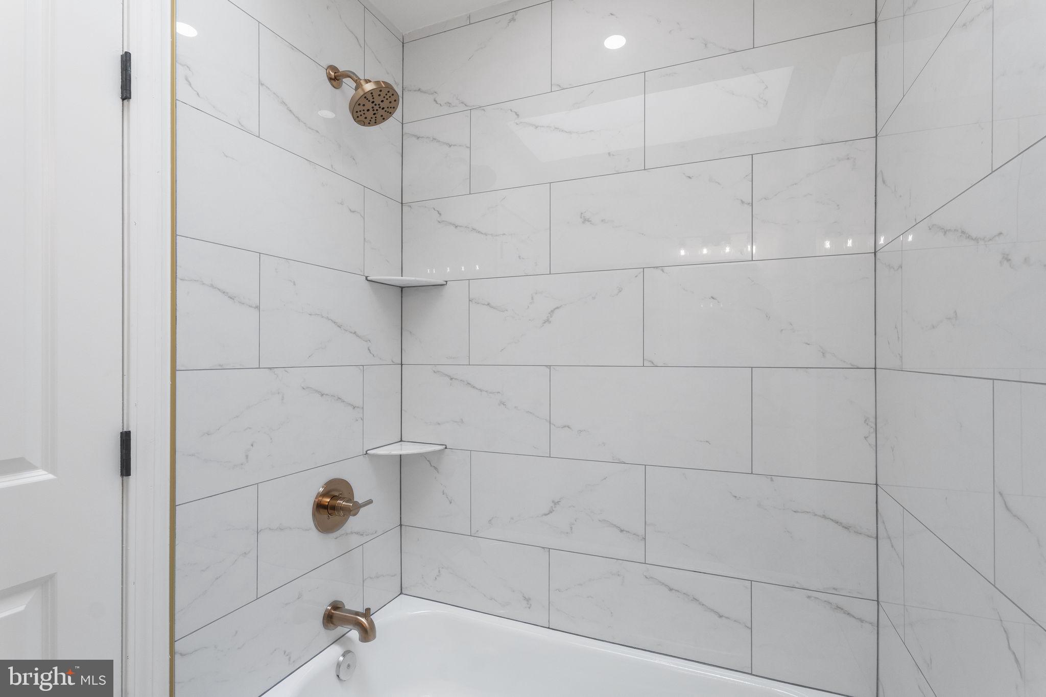 GERMANTOWN VIEW - Residential Lease