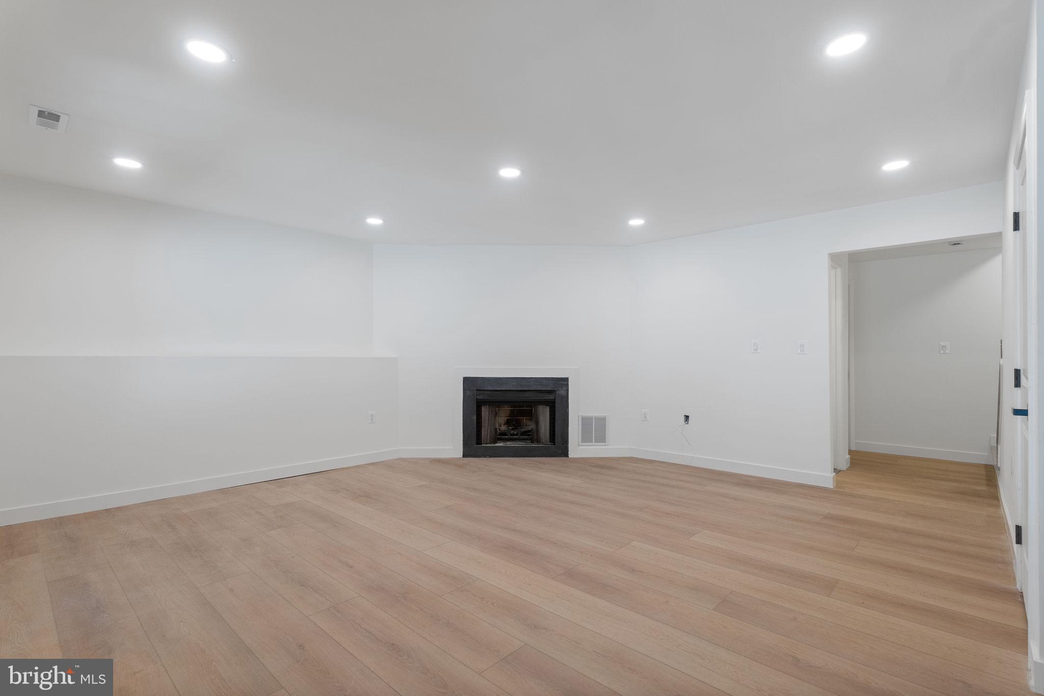 GERMANTOWN VIEW - Residential Lease