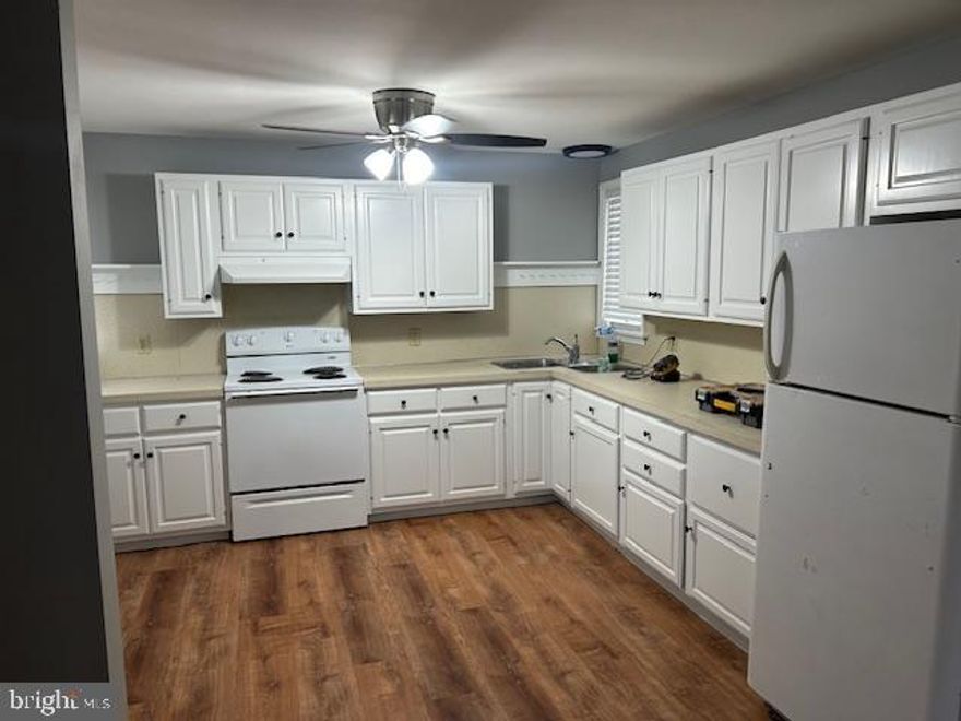 Newly renovated two bedroom one bath apartment. Located on the first floor with large parking lot attached. Washer dryer hookup in unit. Large open layout with lots of room for entertaining or relaxing with family. 

No Smoking. $50 nonrefundable application fee required per applicant and $50 one time admin fee if selected. 

AGENTS READ REMARKS