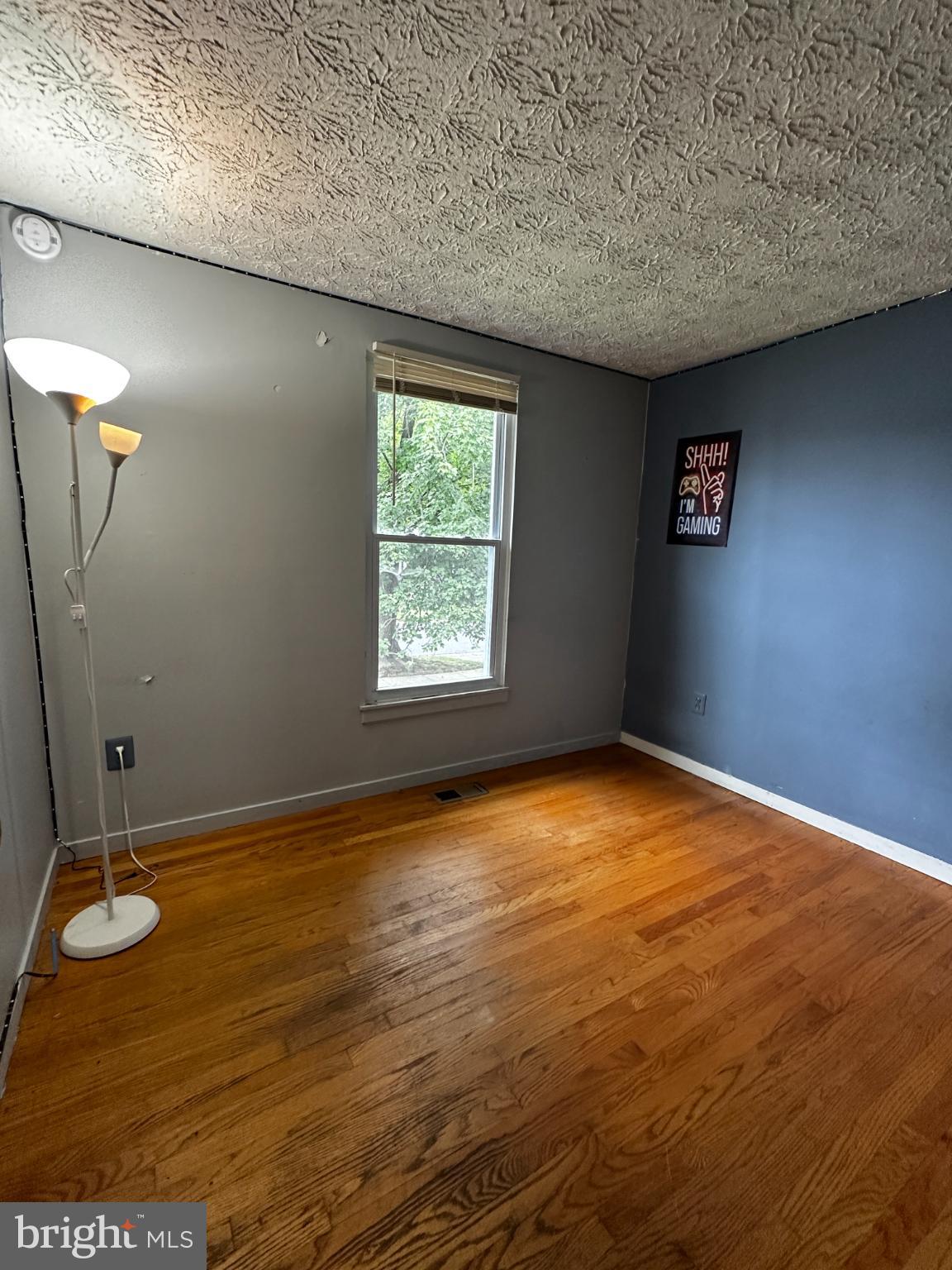 LAKELAND - Residential Lease