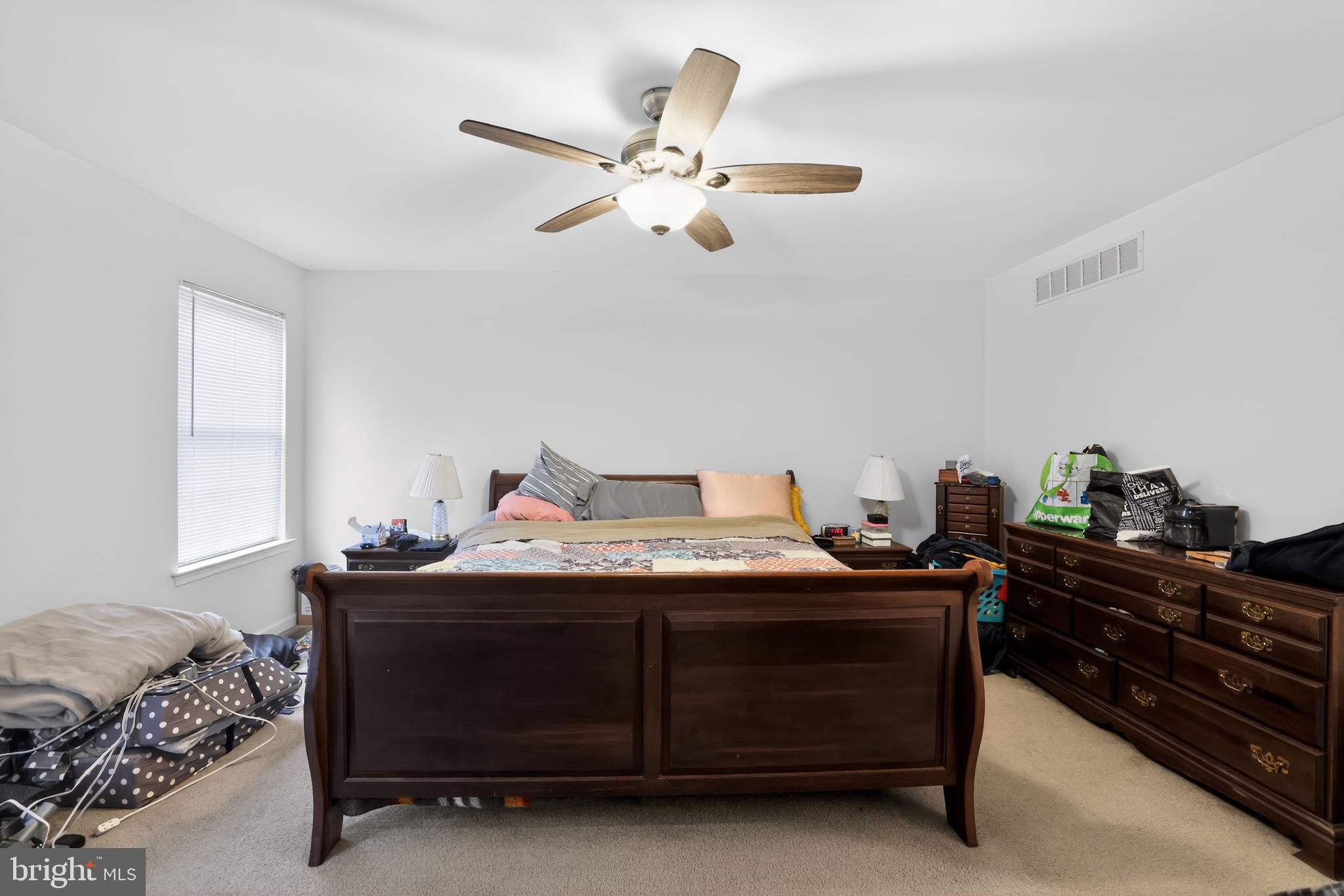 SUGAR BUSH GLEN - Residential