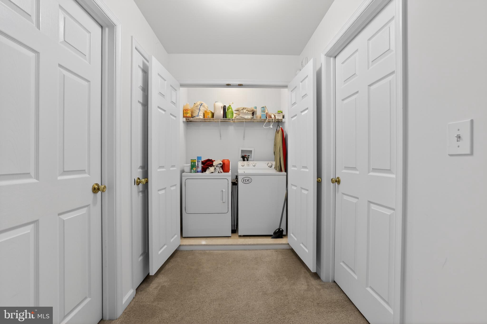 SUGAR BUSH GLEN - Residential