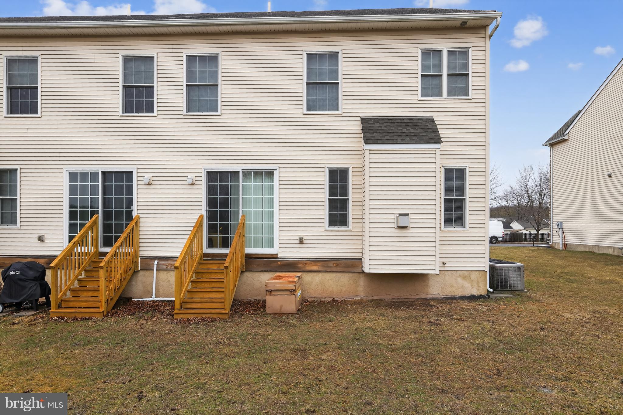 SUGAR BUSH GLEN - Residential