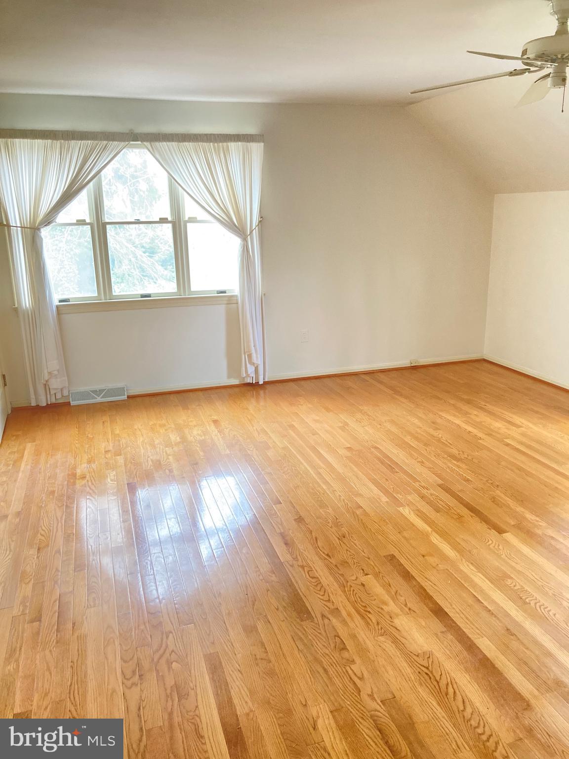 FOUNTAIN HEAD - Residential