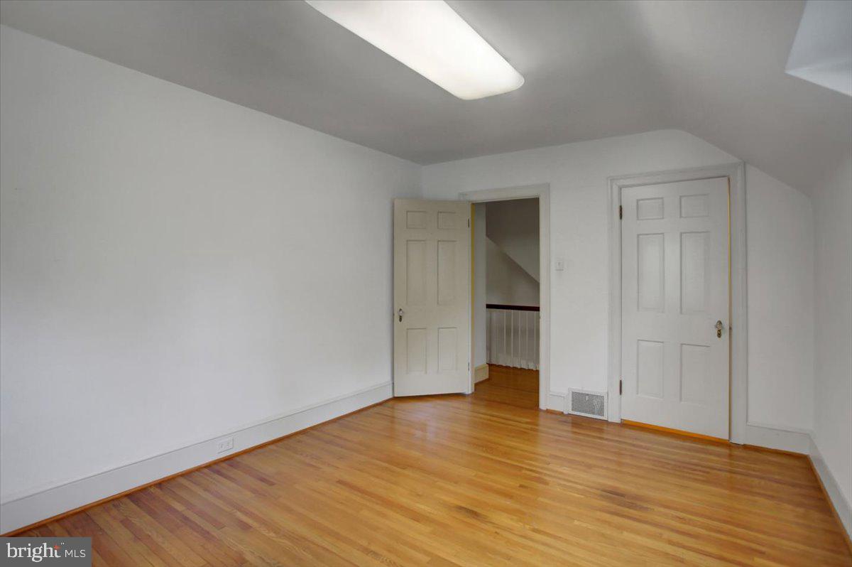 FOUNTAIN HEAD - Residential