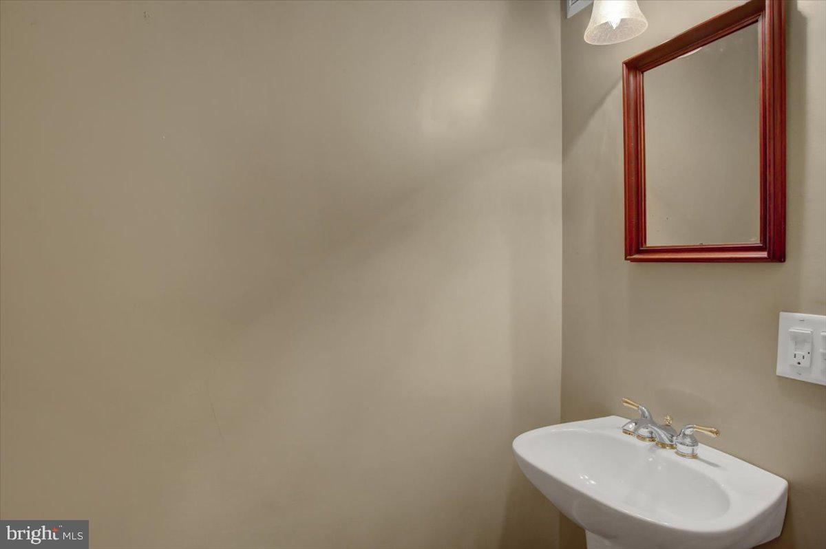 FOUNTAIN HEAD - Residential