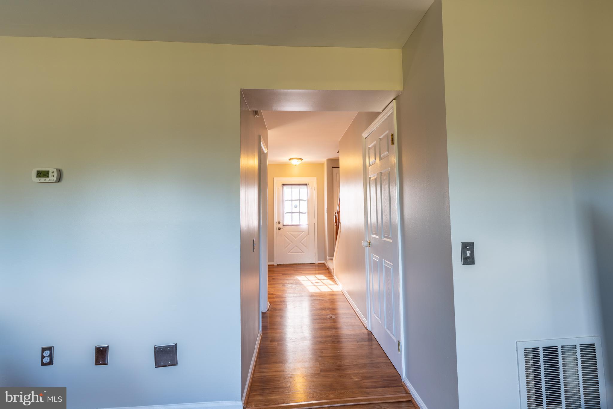 LONDON TOWNE - Residential