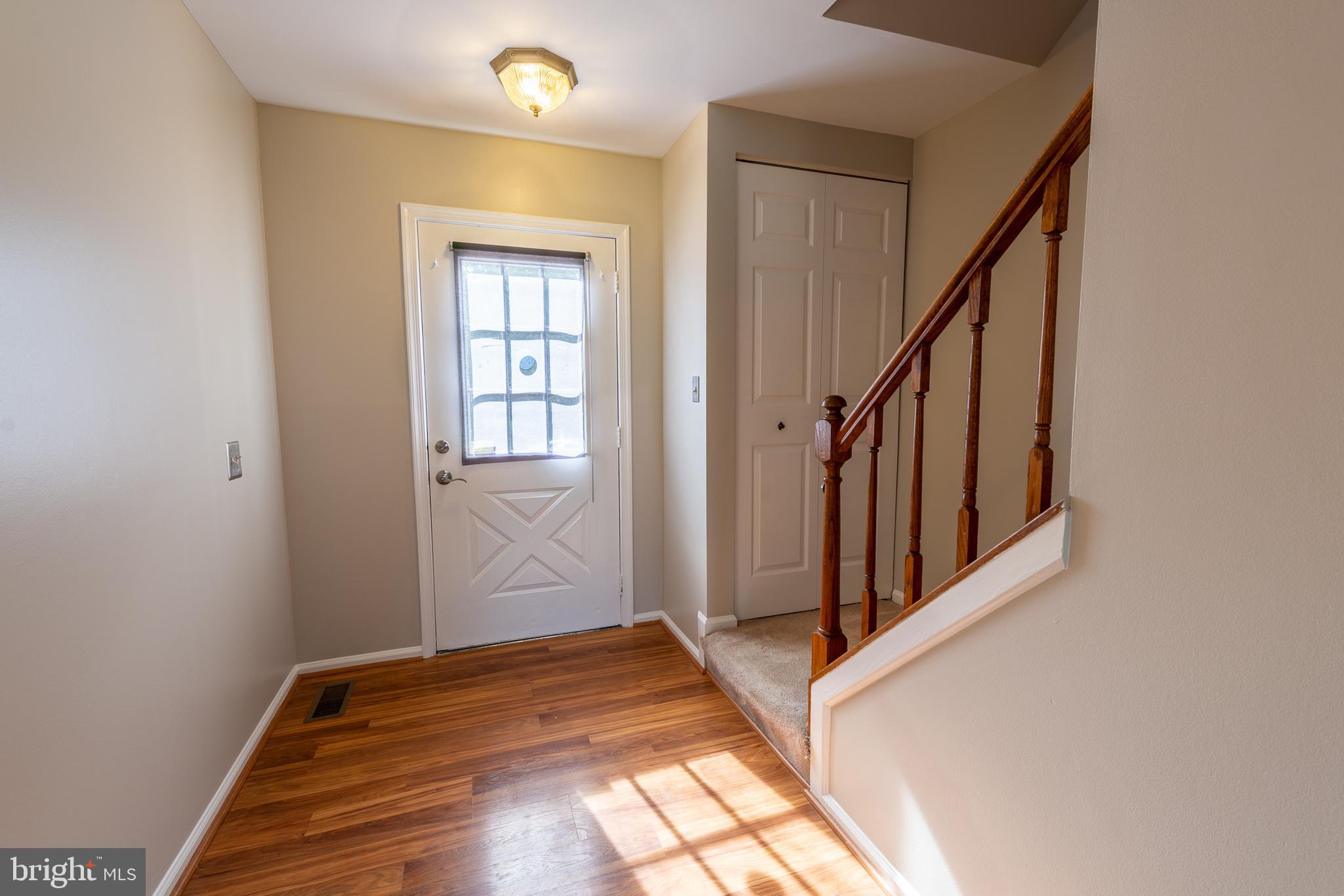 LONDON TOWNE - Residential